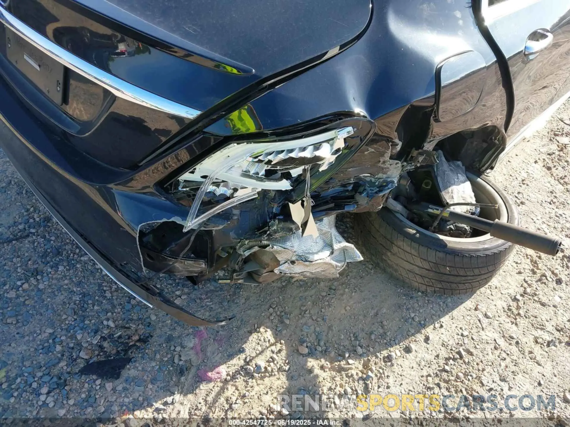 6 Photograph of a damaged car 55SWF8DB1KU318960 MERCEDES-BENZ C 300 2019