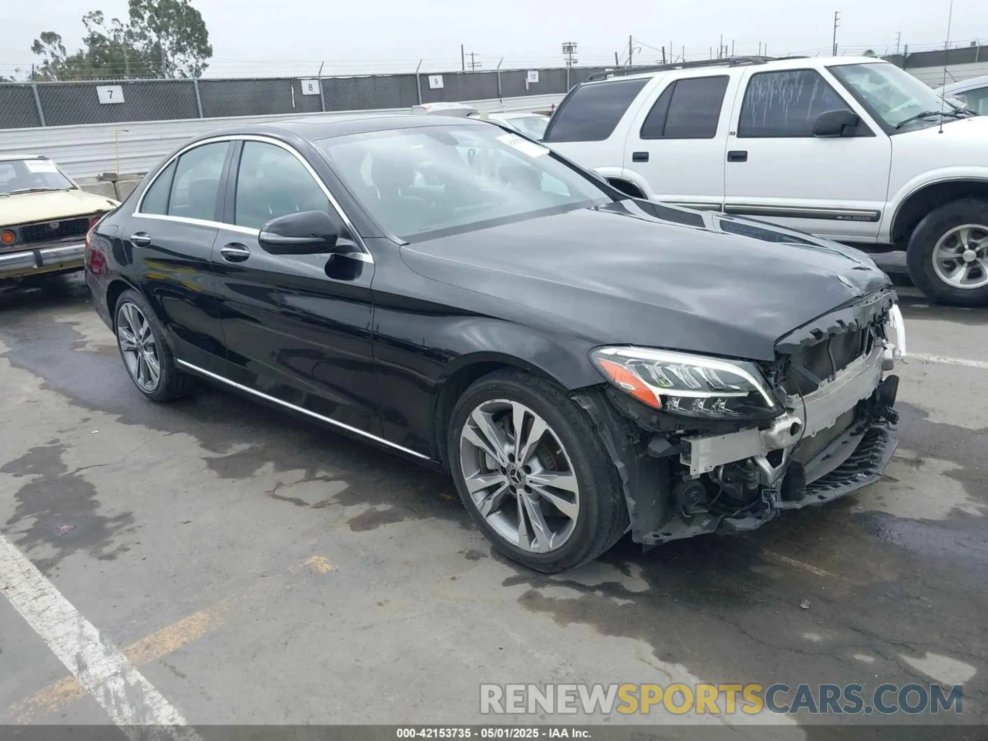 1 Photograph of a damaged car 55SWF8DB2KU298654 MERCEDES-BENZ C 300 2019