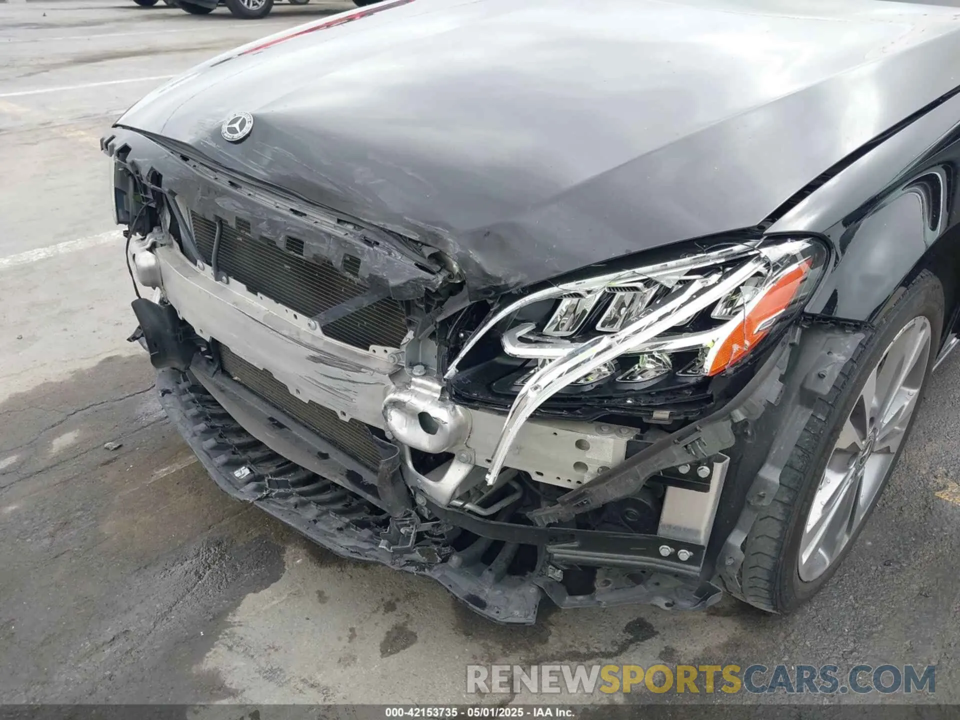 6 Photograph of a damaged car 55SWF8DB2KU298654 MERCEDES-BENZ C 300 2019