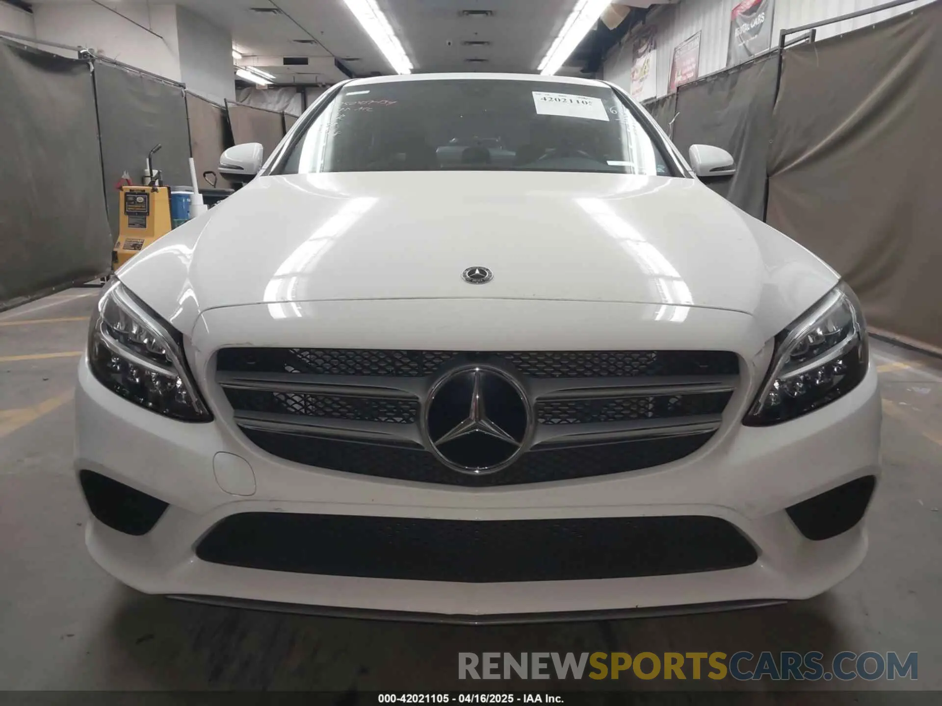 12 Photograph of a damaged car 55SWF8DB2KU304288 MERCEDES-BENZ C 300 2019