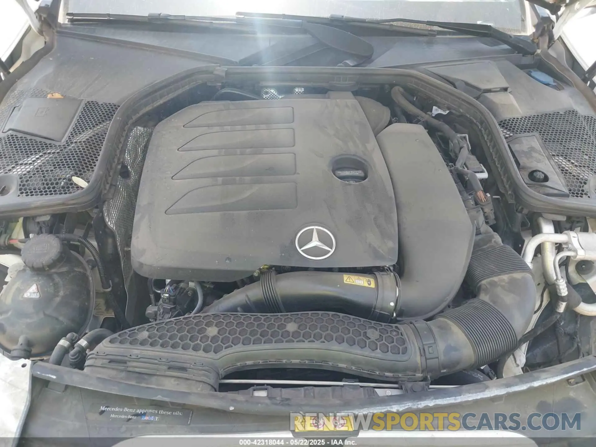 10 Photograph of a damaged car 55SWF8DB3KU304610 MERCEDES-BENZ C 300 2019