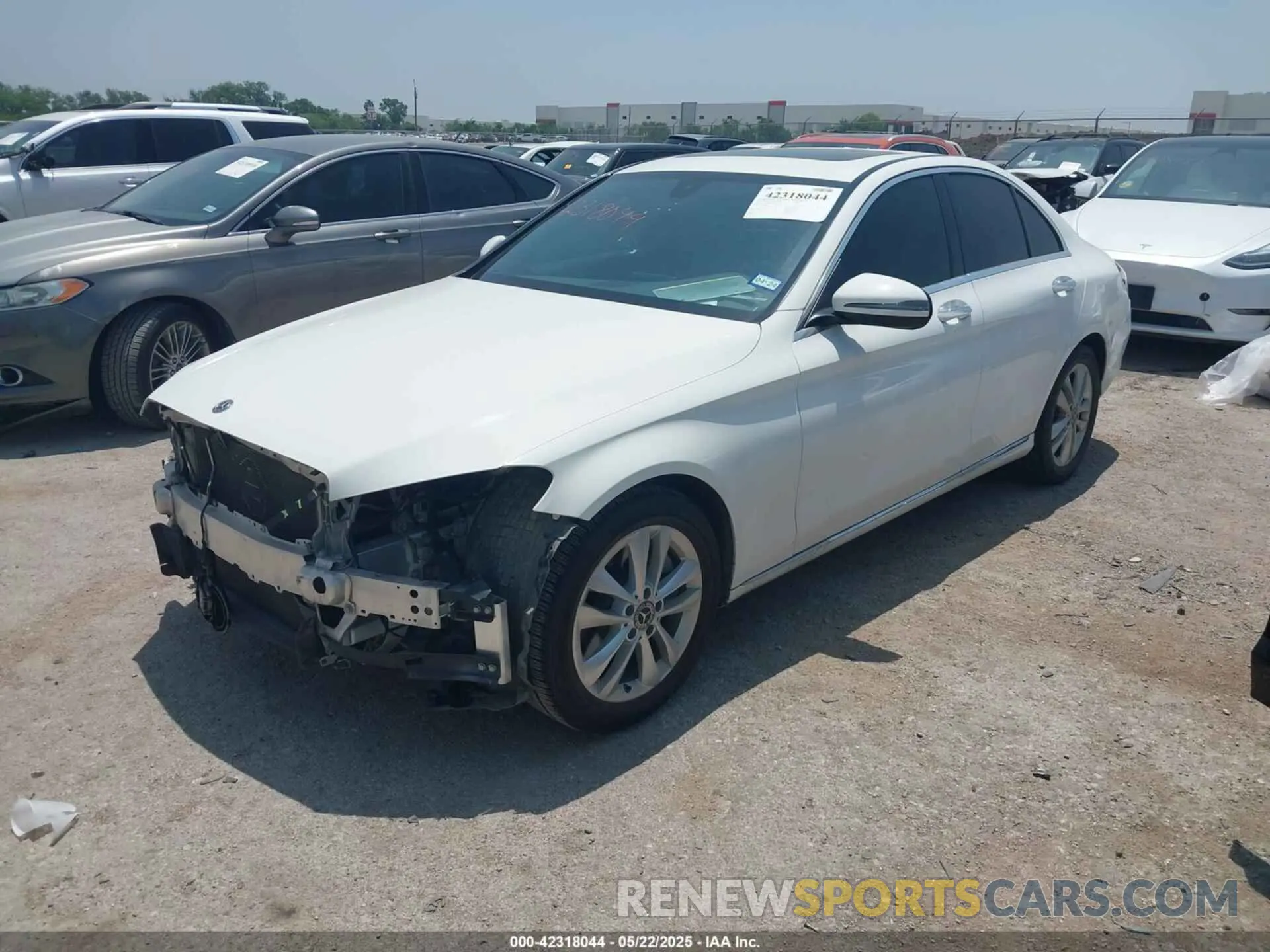 2 Photograph of a damaged car 55SWF8DB3KU304610 MERCEDES-BENZ C 300 2019