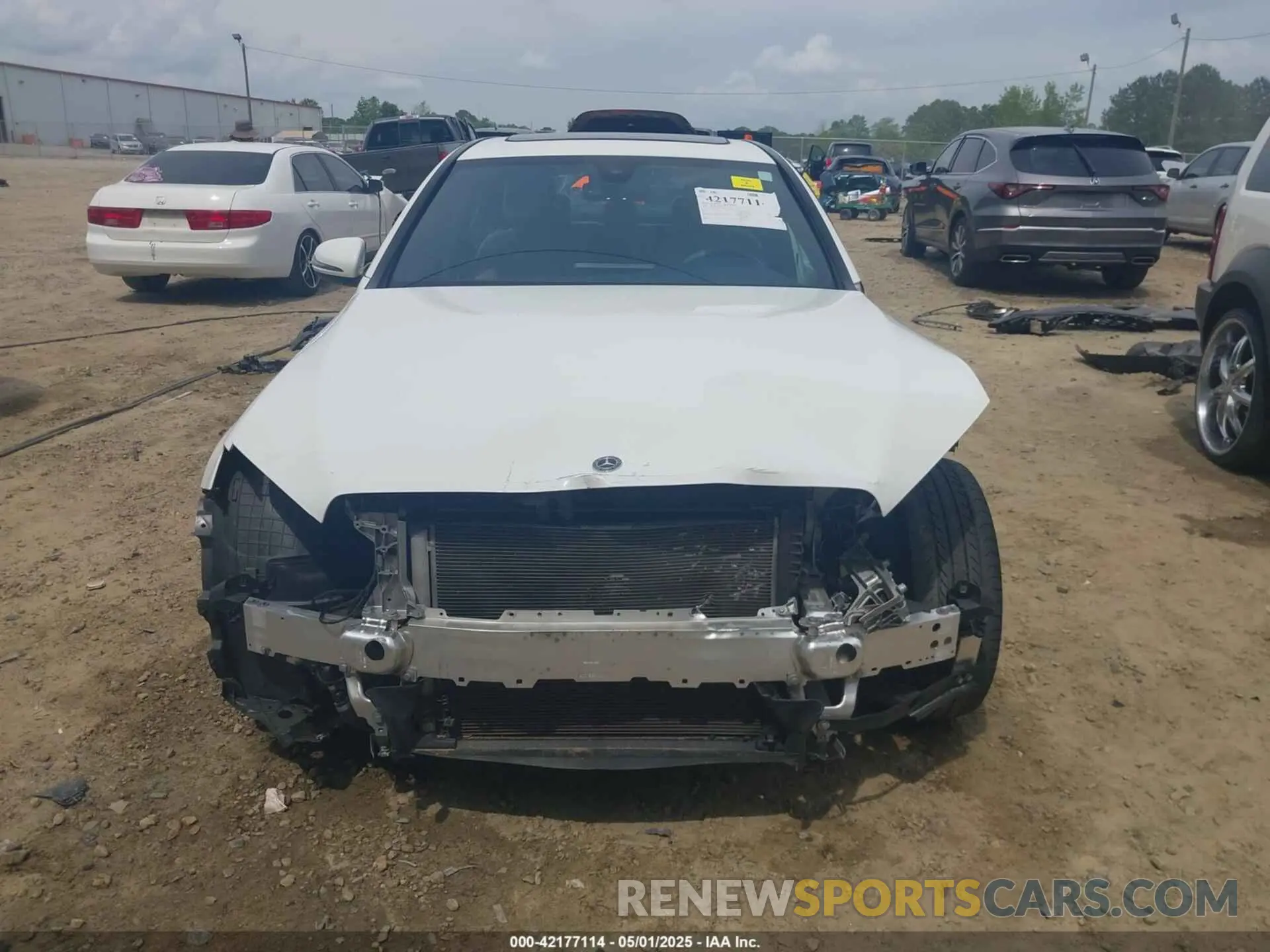 13 Photograph of a damaged car 55SWF8DB4KU282844 MERCEDES-BENZ C 300 2019