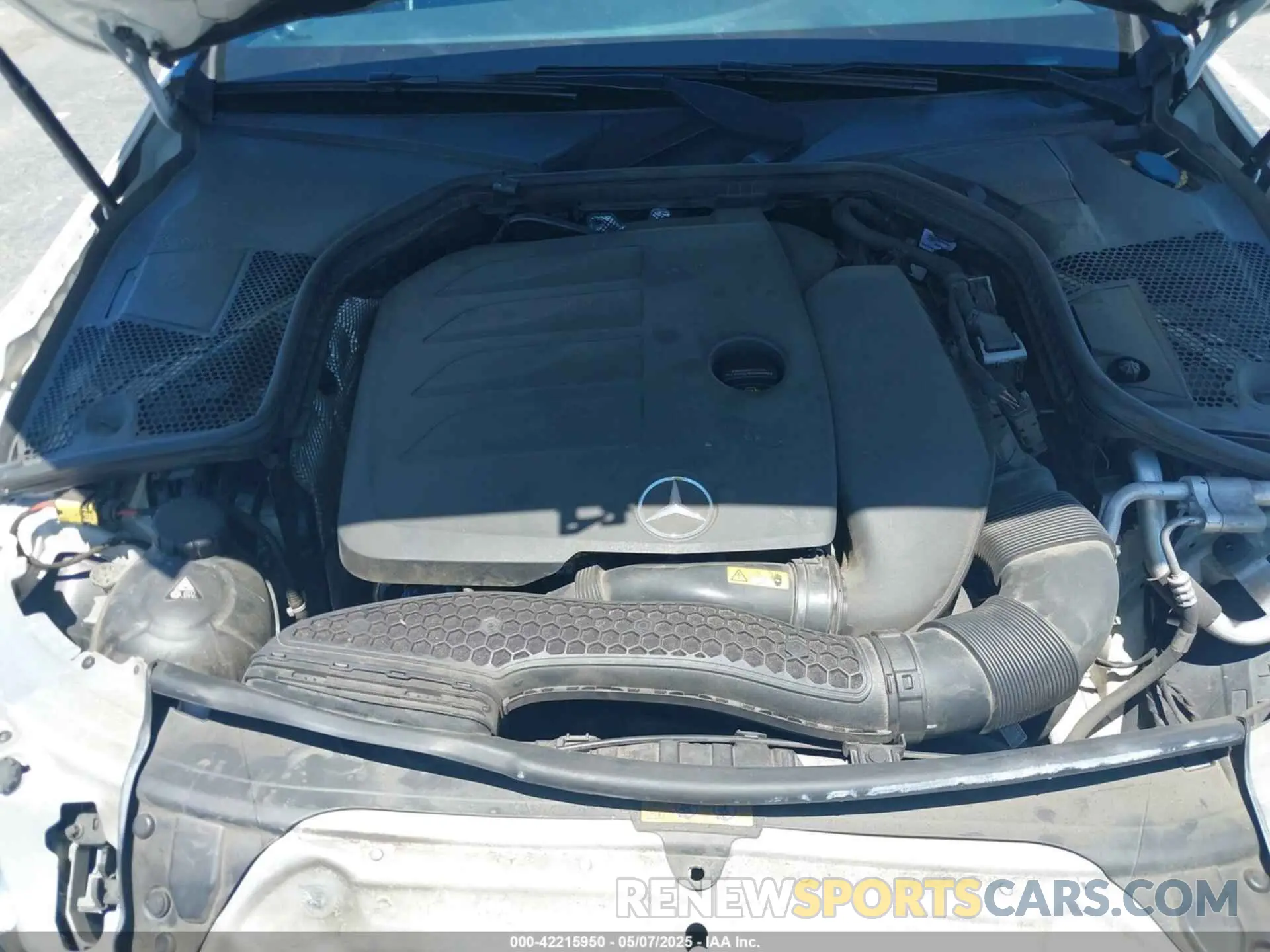 10 Photograph of a damaged car 55SWF8DB4KU294346 MERCEDES-BENZ C 300 2019