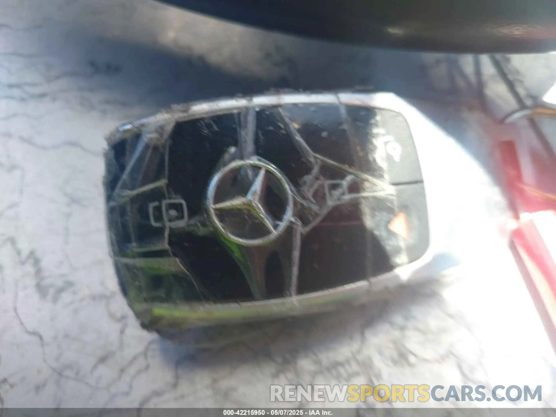 11 Photograph of a damaged car 55SWF8DB4KU294346 MERCEDES-BENZ C 300 2019