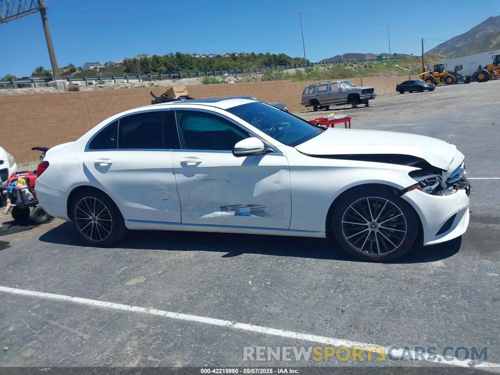 13 Photograph of a damaged car 55SWF8DB4KU294346 MERCEDES-BENZ C 300 2019