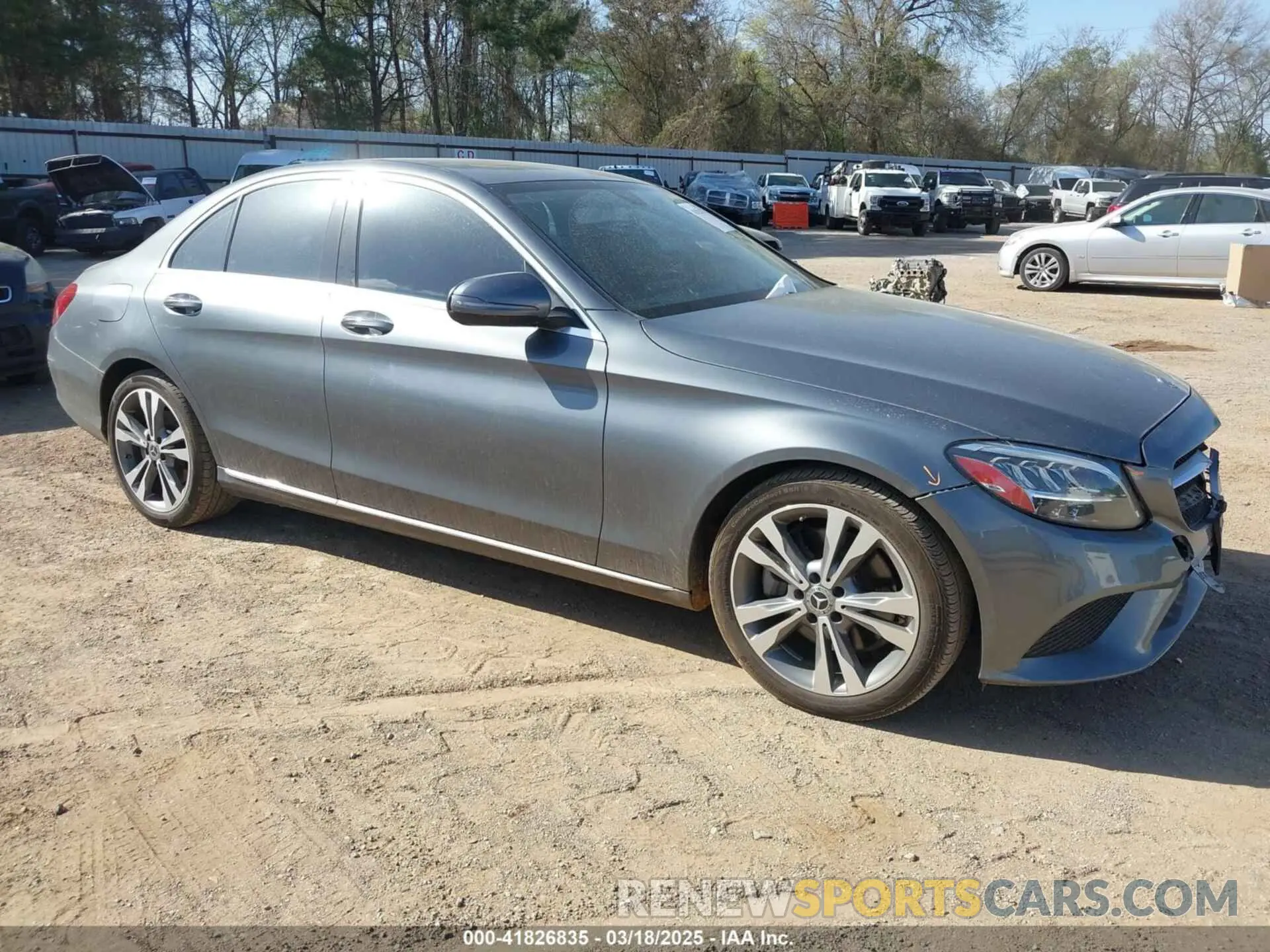 1 Photograph of a damaged car 55SWF8DB5KU293805 MERCEDES-BENZ C 300 2019