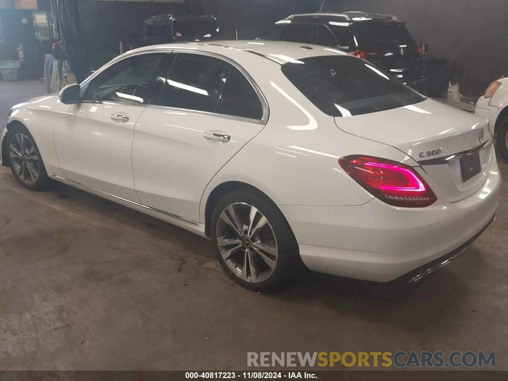 3 Photograph of a damaged car 55SWF8DB5KU301319 MERCEDES-BENZ C 300 2019