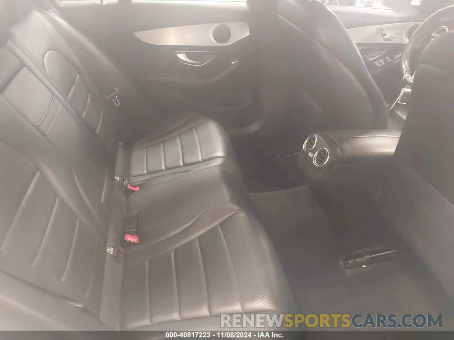 8 Photograph of a damaged car 55SWF8DB5KU301319 MERCEDES-BENZ C 300 2019