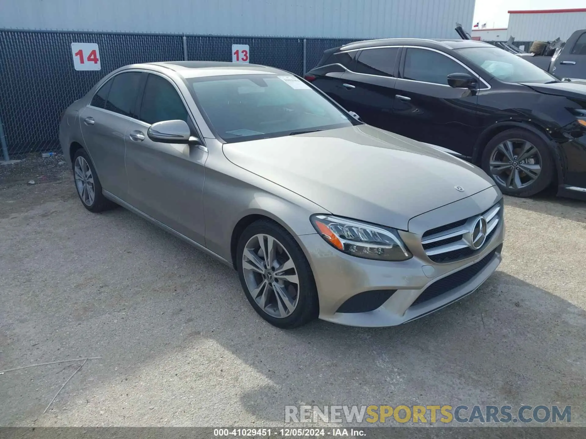 1 Photograph of a damaged car 55SWF8DB5KU313972 MERCEDES-BENZ C 300 2019