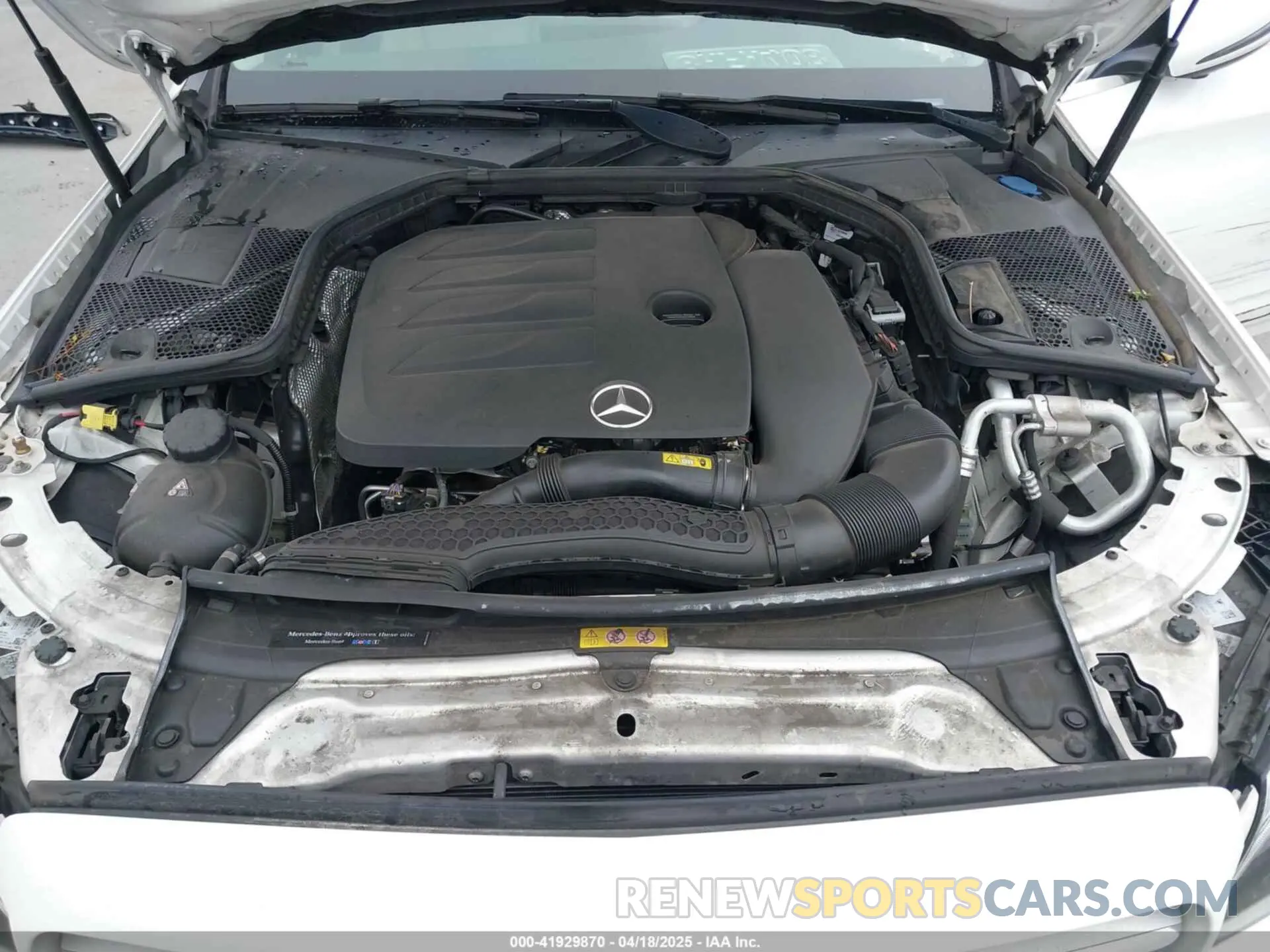 10 Photograph of a damaged car 55SWF8DB7KU299640 MERCEDES-BENZ C 300 2019