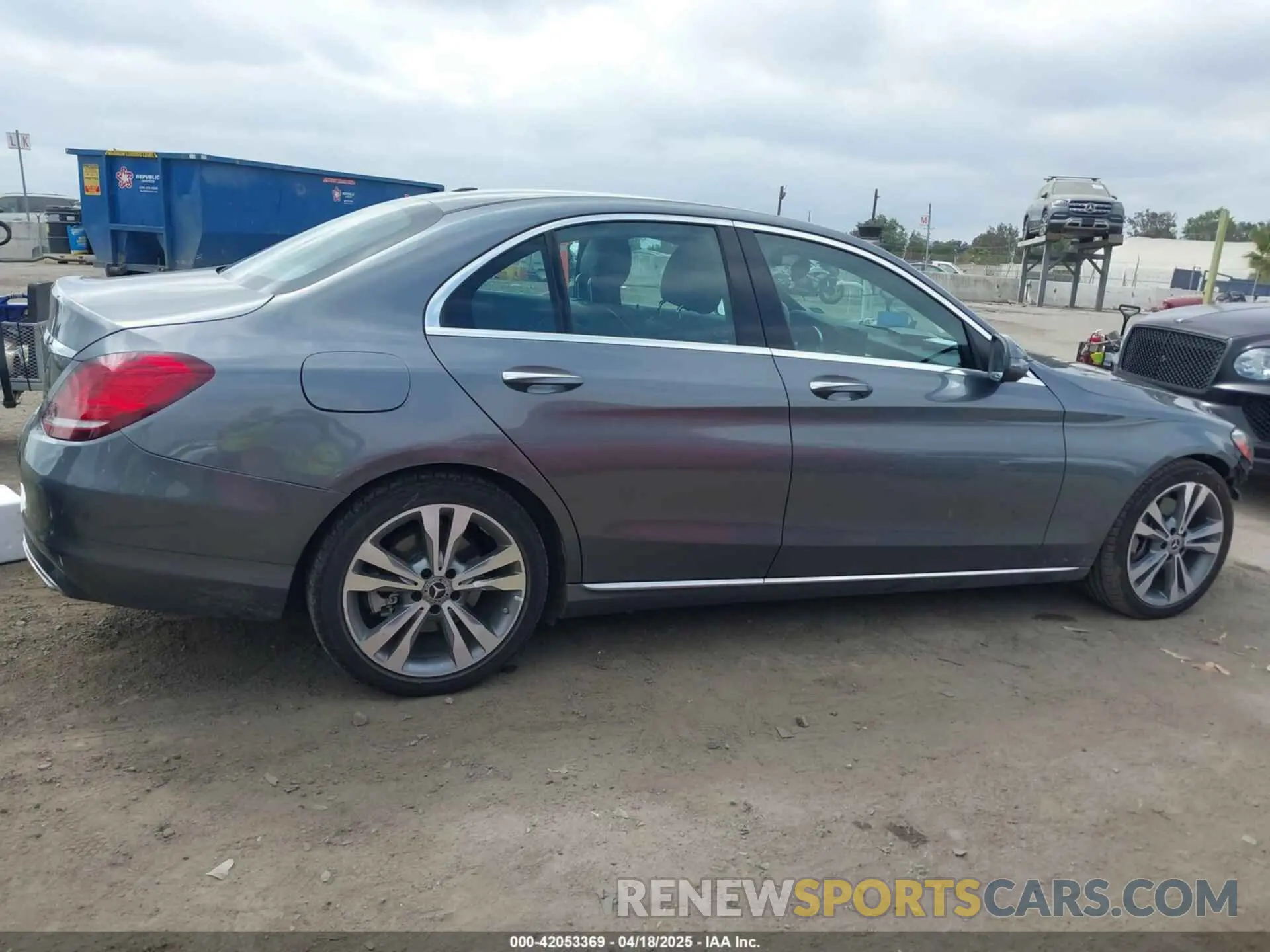 14 Photograph of a damaged car 55SWF8DB7KU312371 MERCEDES-BENZ C 300 2019