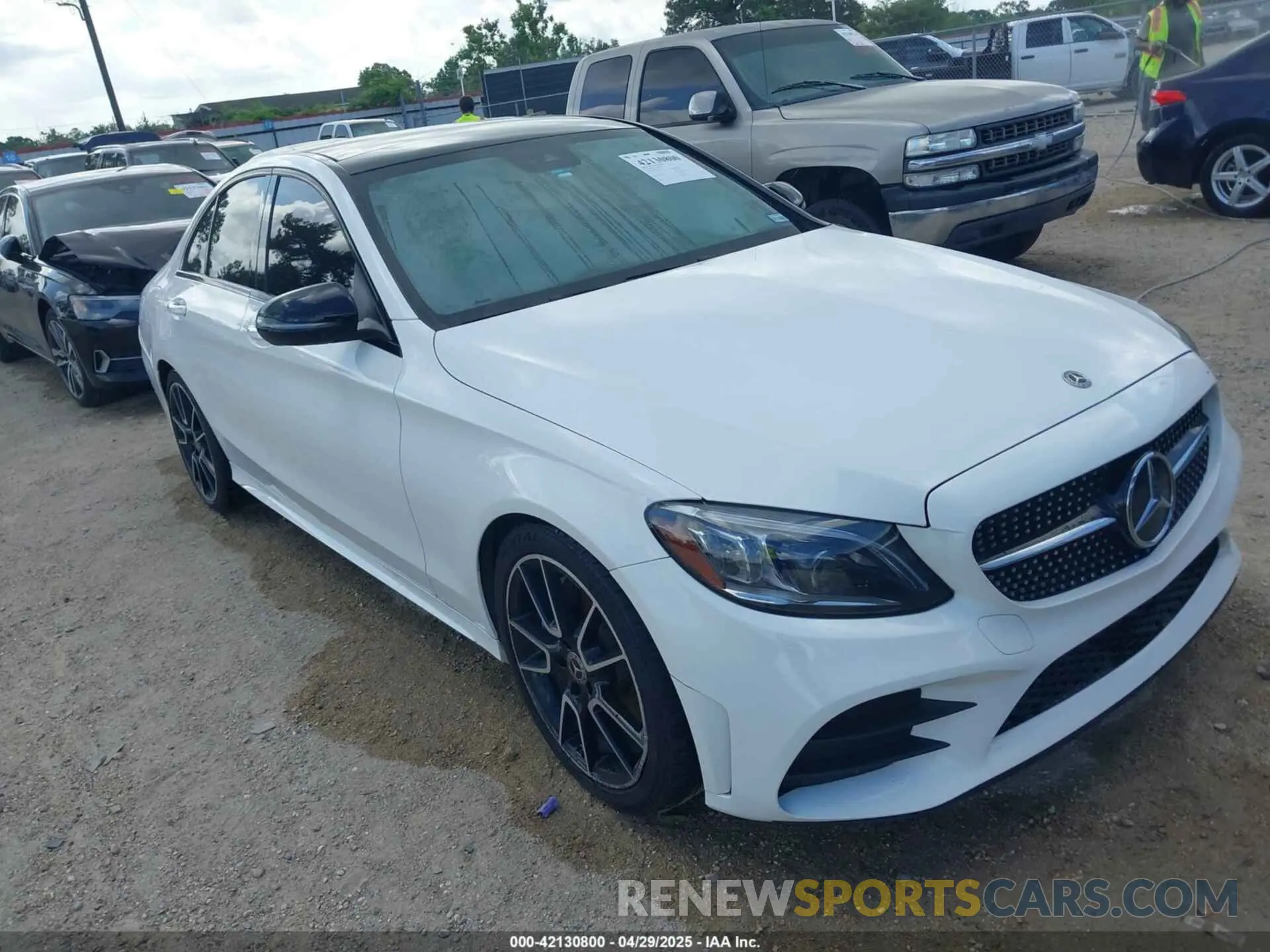 1 Photograph of a damaged car 55SWF8DB7KU319255 MERCEDES-BENZ C 300 2019