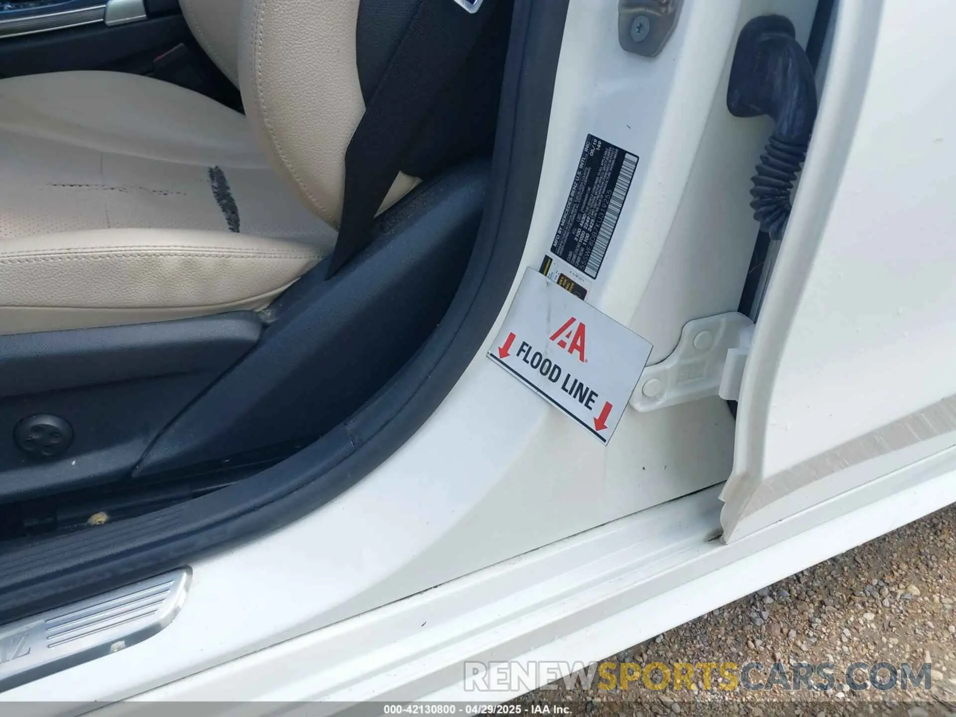 6 Photograph of a damaged car 55SWF8DB7KU319255 MERCEDES-BENZ C 300 2019