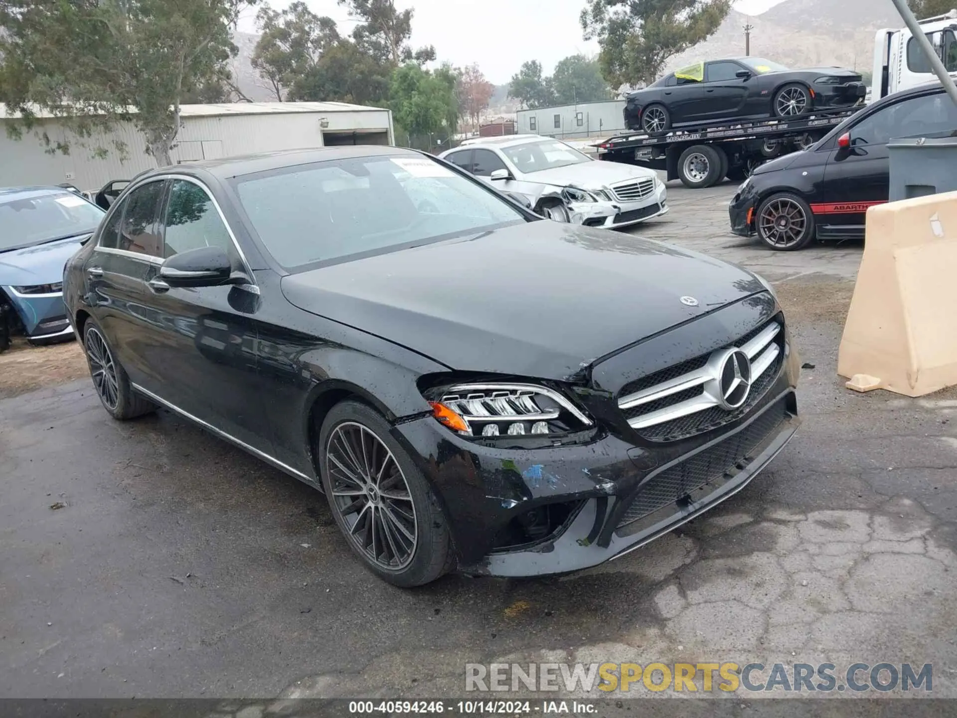 1 Photograph of a damaged car 55SWF8DB8KU296567 MERCEDES-BENZ C 300 2019