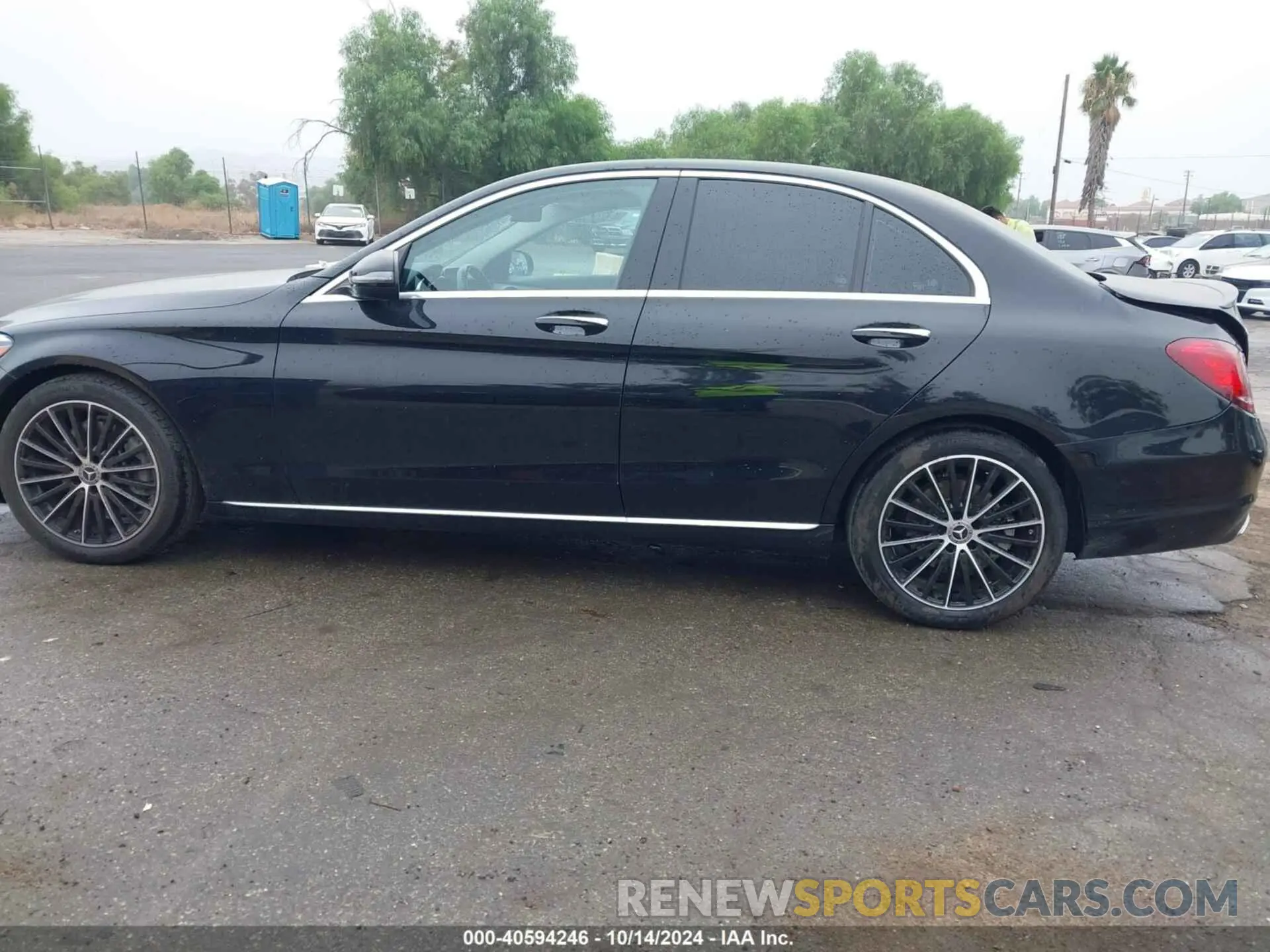 14 Photograph of a damaged car 55SWF8DB8KU296567 MERCEDES-BENZ C 300 2019