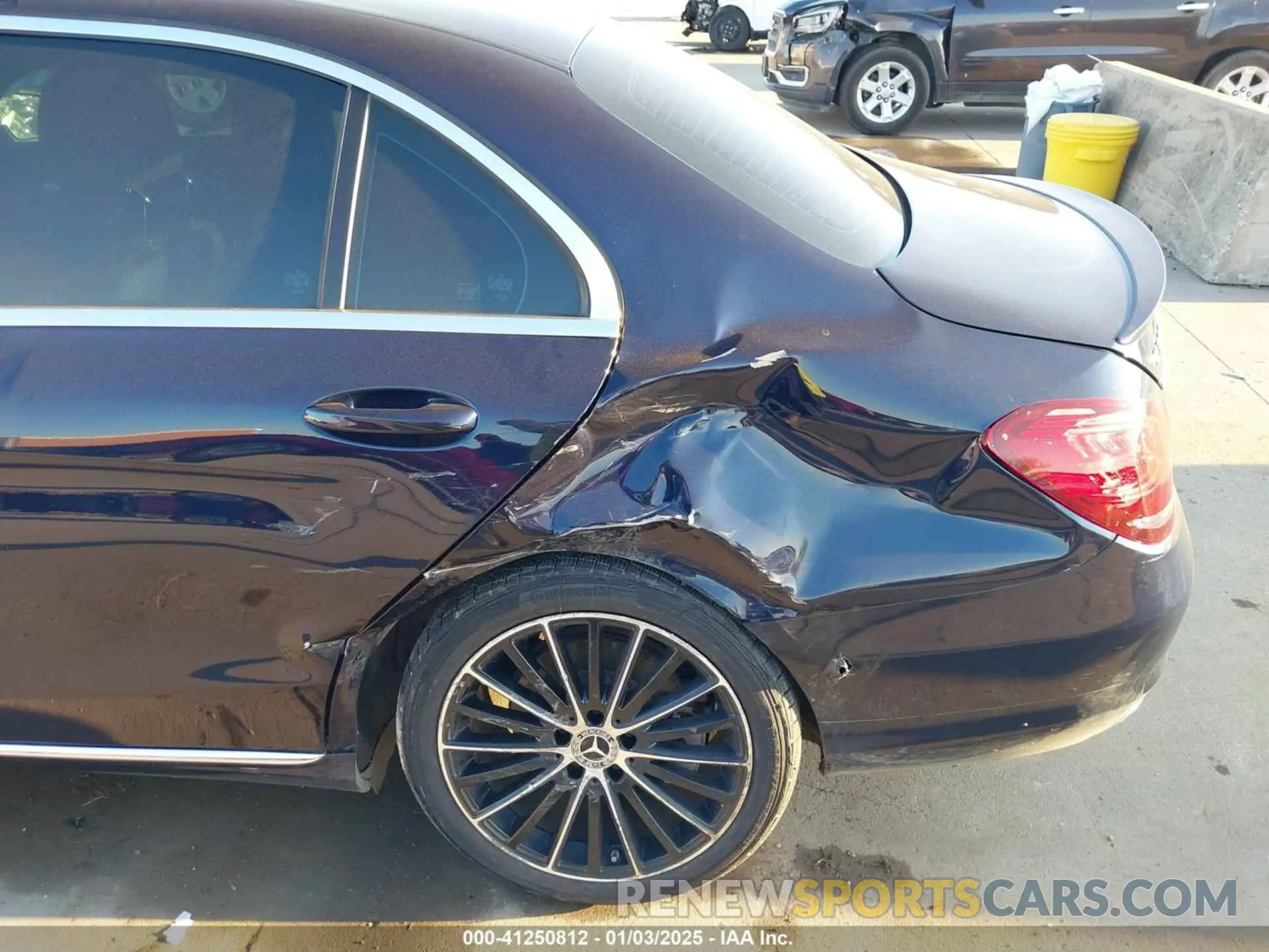 6 Photograph of a damaged car 55SWF8DB8KU299565 MERCEDES-BENZ C 300 2019