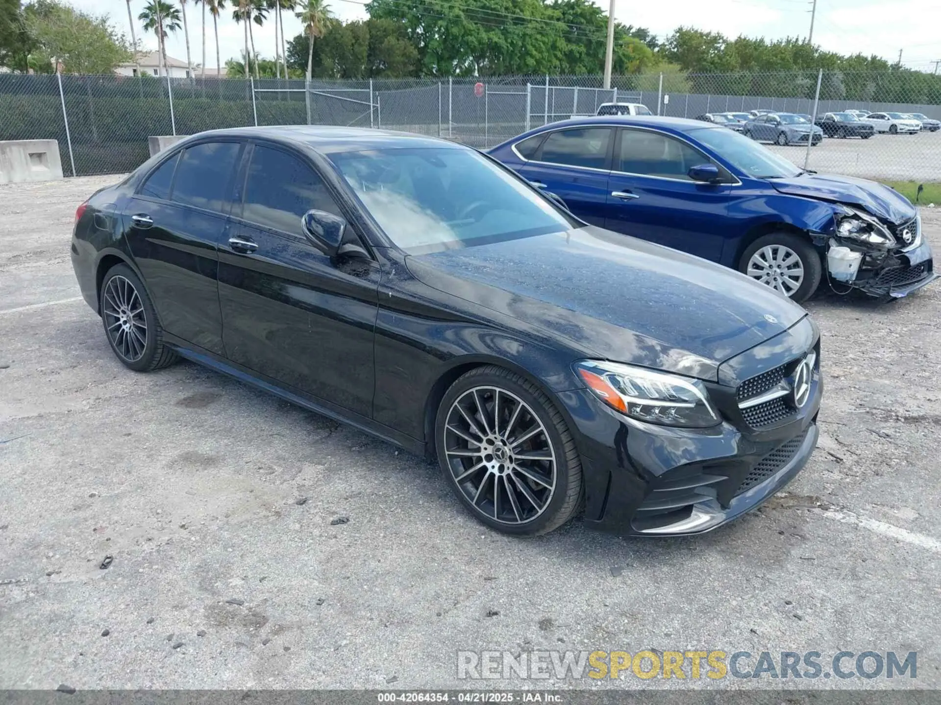 1 Photograph of a damaged car 55SWF8DB8KU308099 MERCEDES-BENZ C 300 2019