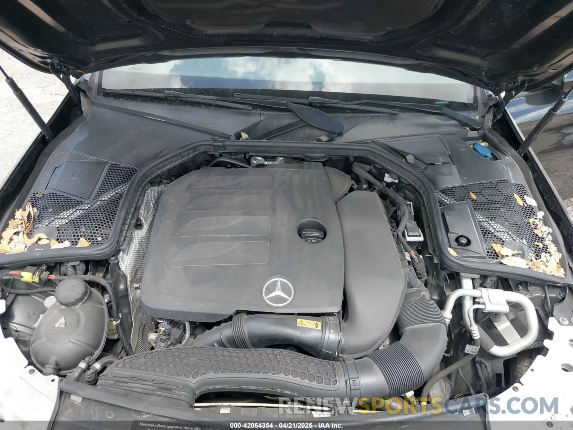 10 Photograph of a damaged car 55SWF8DB8KU308099 MERCEDES-BENZ C 300 2019