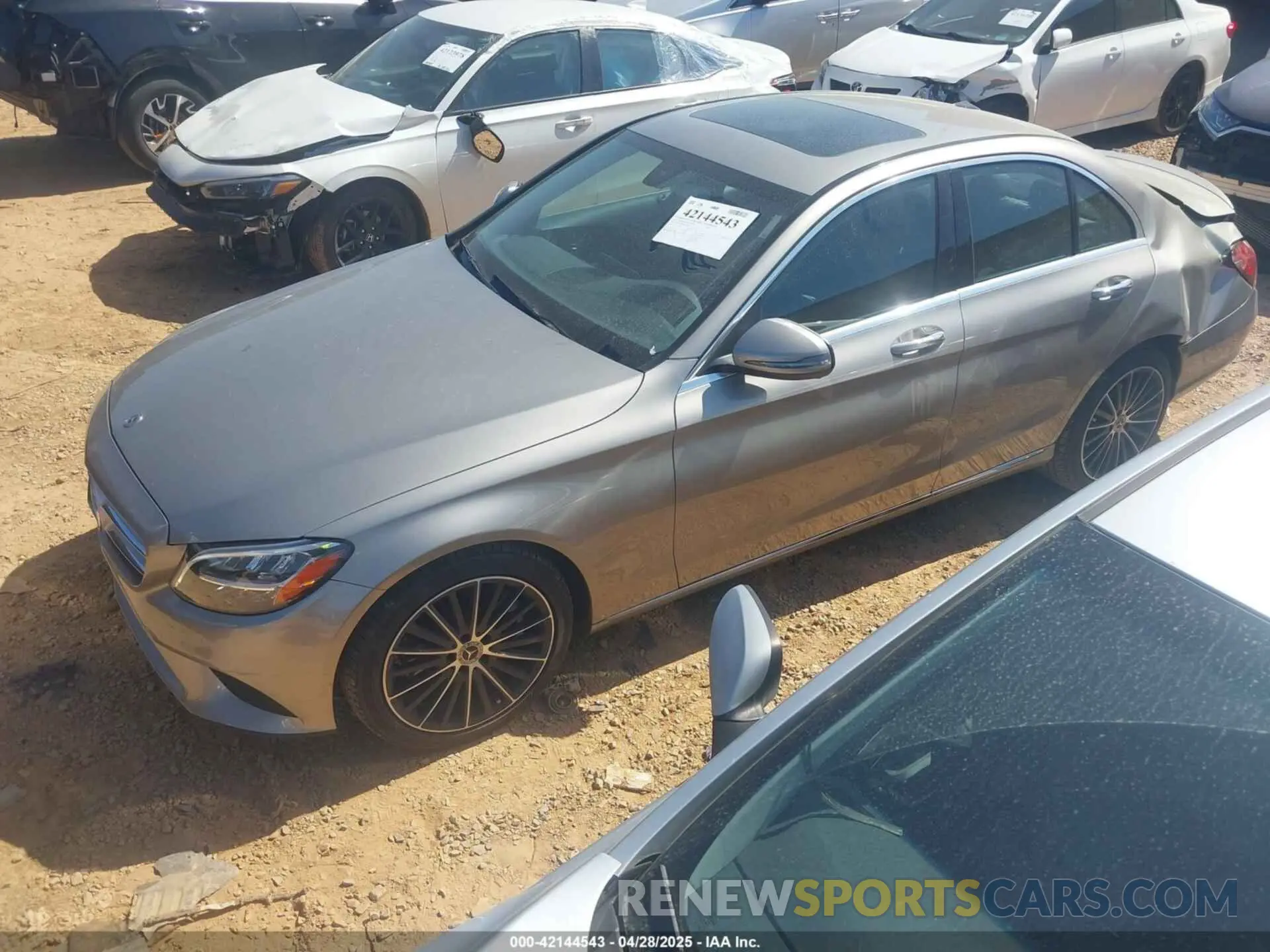 2 Photograph of a damaged car 55SWF8DB8KU308975 MERCEDES-BENZ C 300 2019