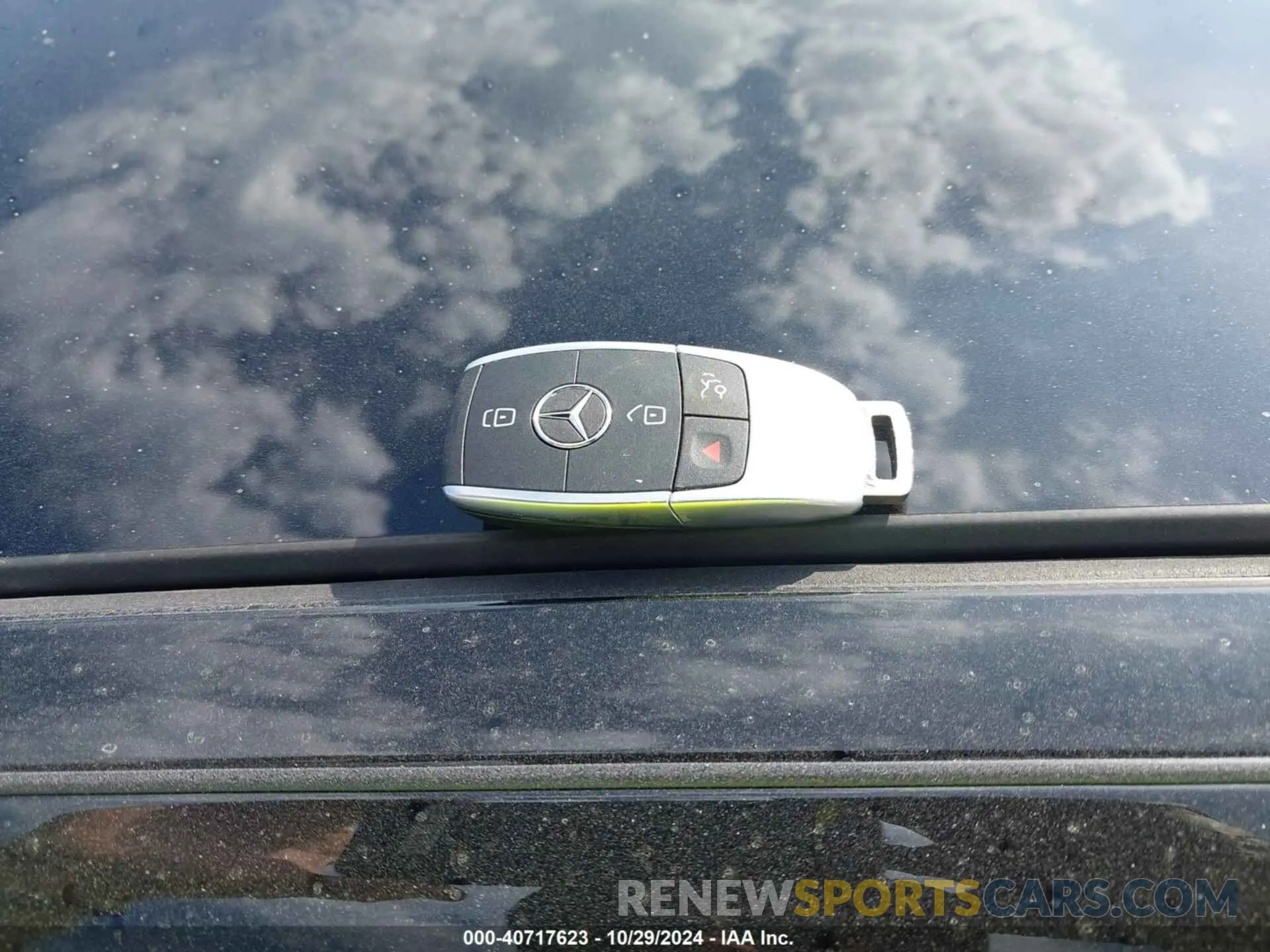 11 Photograph of a damaged car 55SWF8DB9KU298263 MERCEDES-BENZ C 300 2019