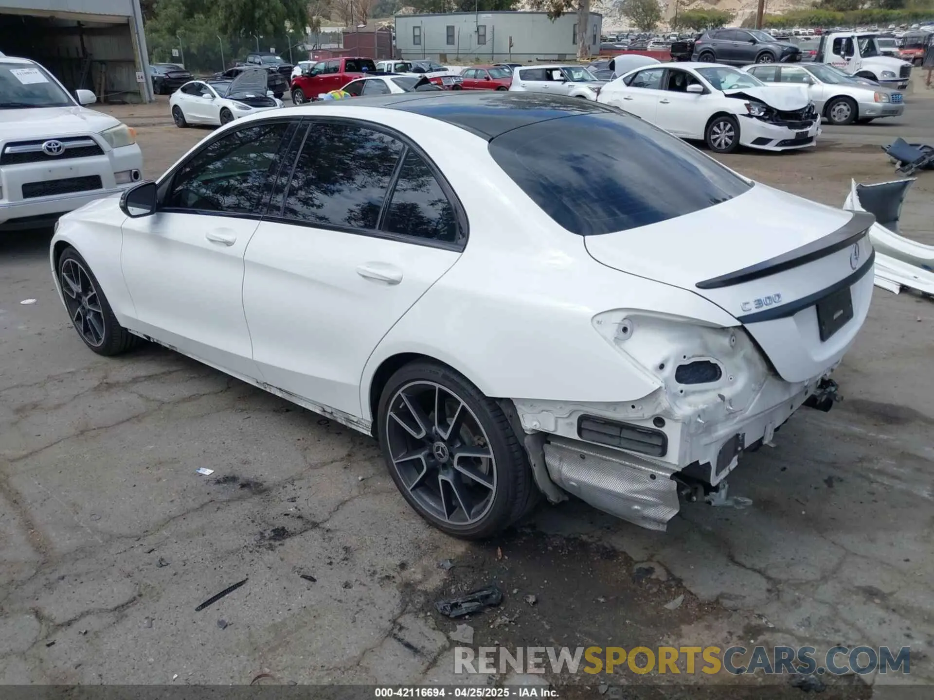 3 Photograph of a damaged car 55SWF8DB9KU298358 MERCEDES-BENZ C 300 2019