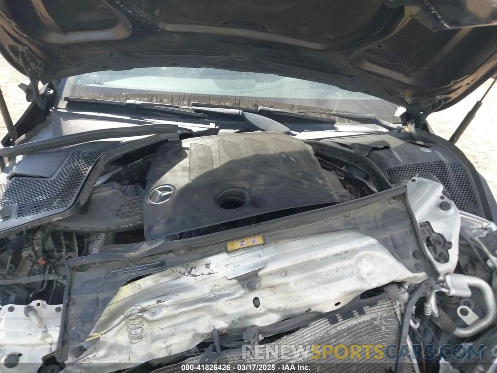 10 Photograph of a damaged car 55SWF8DB9KU300688 MERCEDES-BENZ C 300 2019