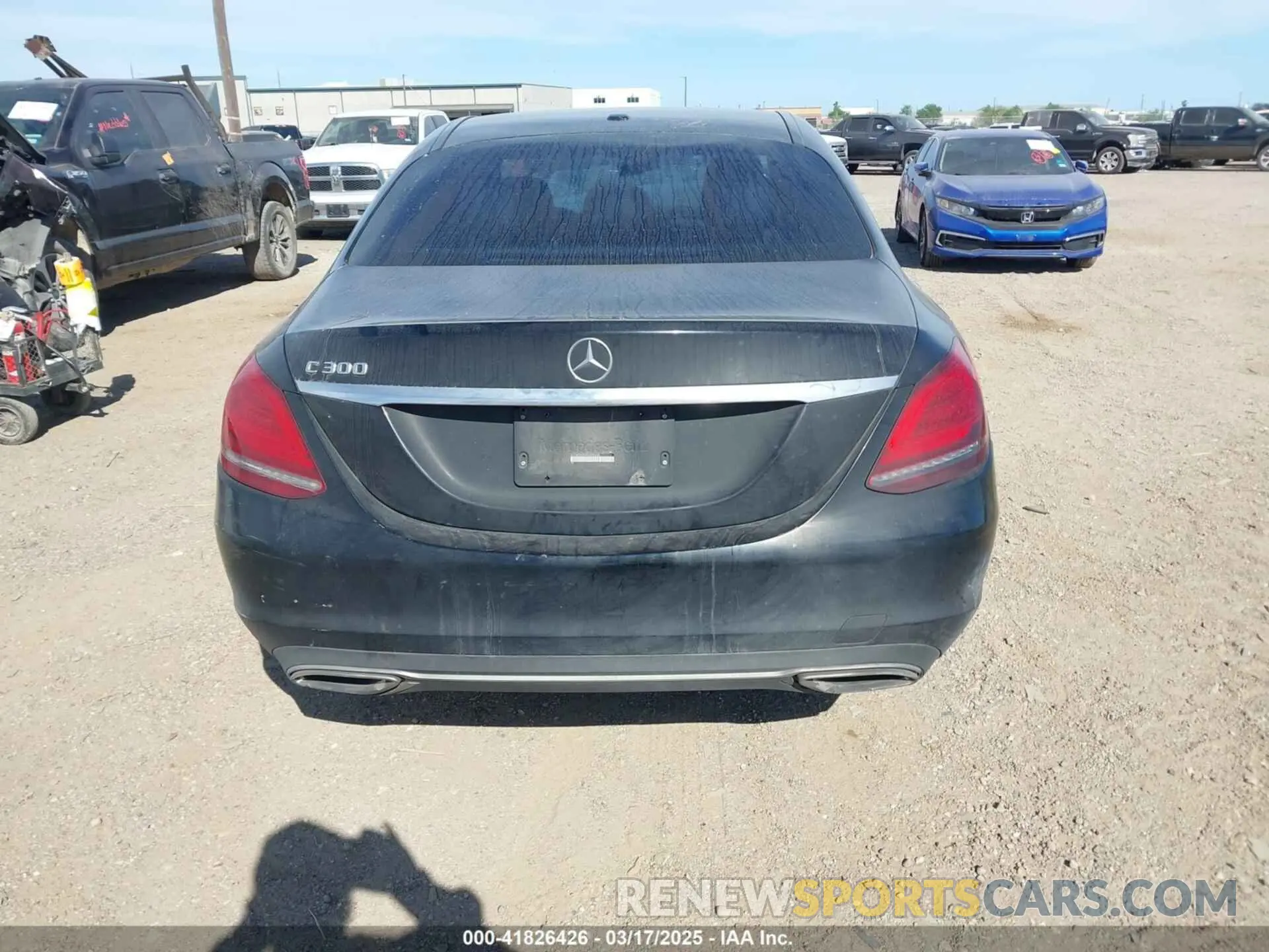 15 Photograph of a damaged car 55SWF8DB9KU300688 MERCEDES-BENZ C 300 2019