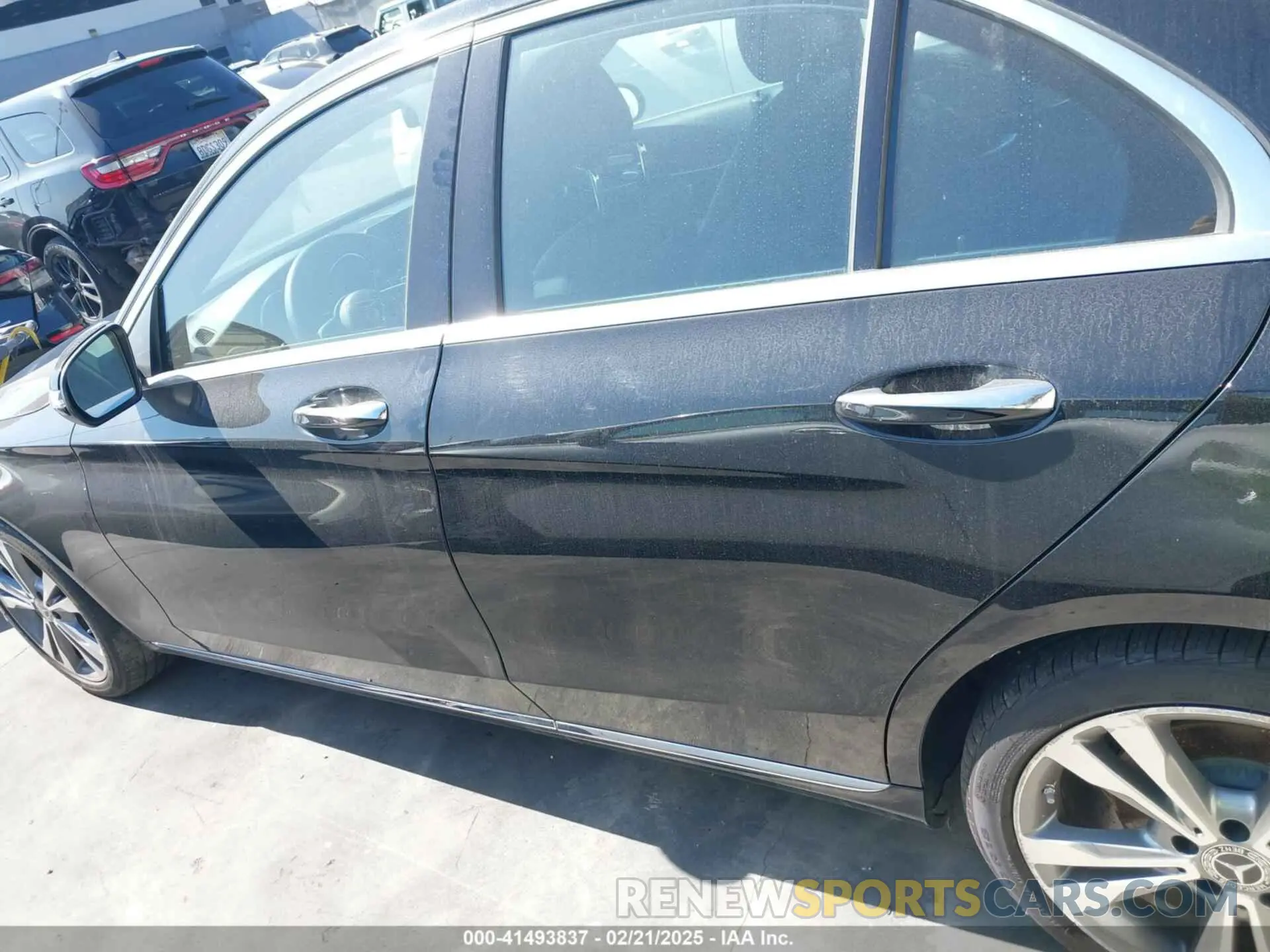 14 Photograph of a damaged car 55SWF8DB9KU316356 MERCEDES-BENZ C 300 2019