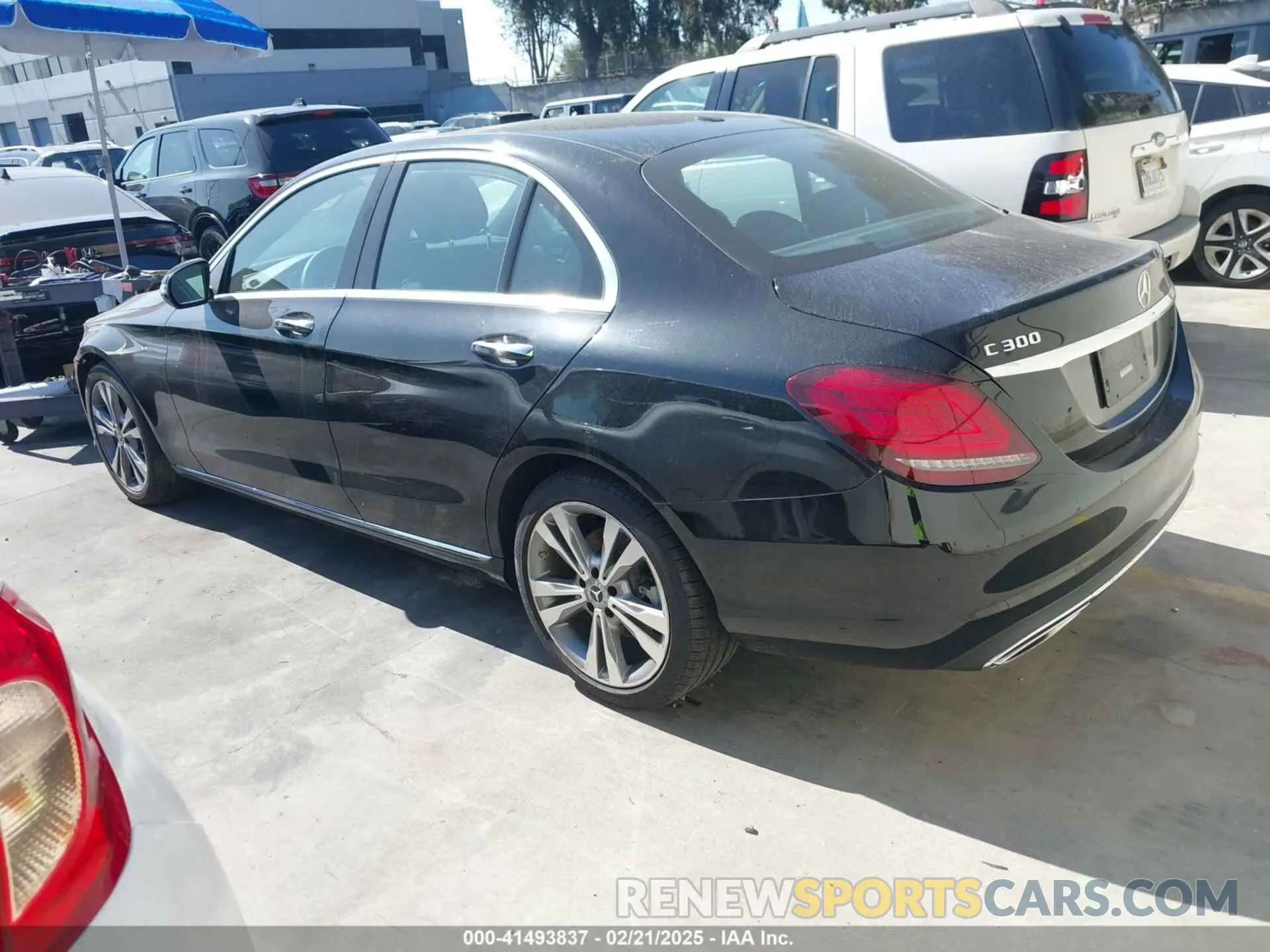 3 Photograph of a damaged car 55SWF8DB9KU316356 MERCEDES-BENZ C 300 2019