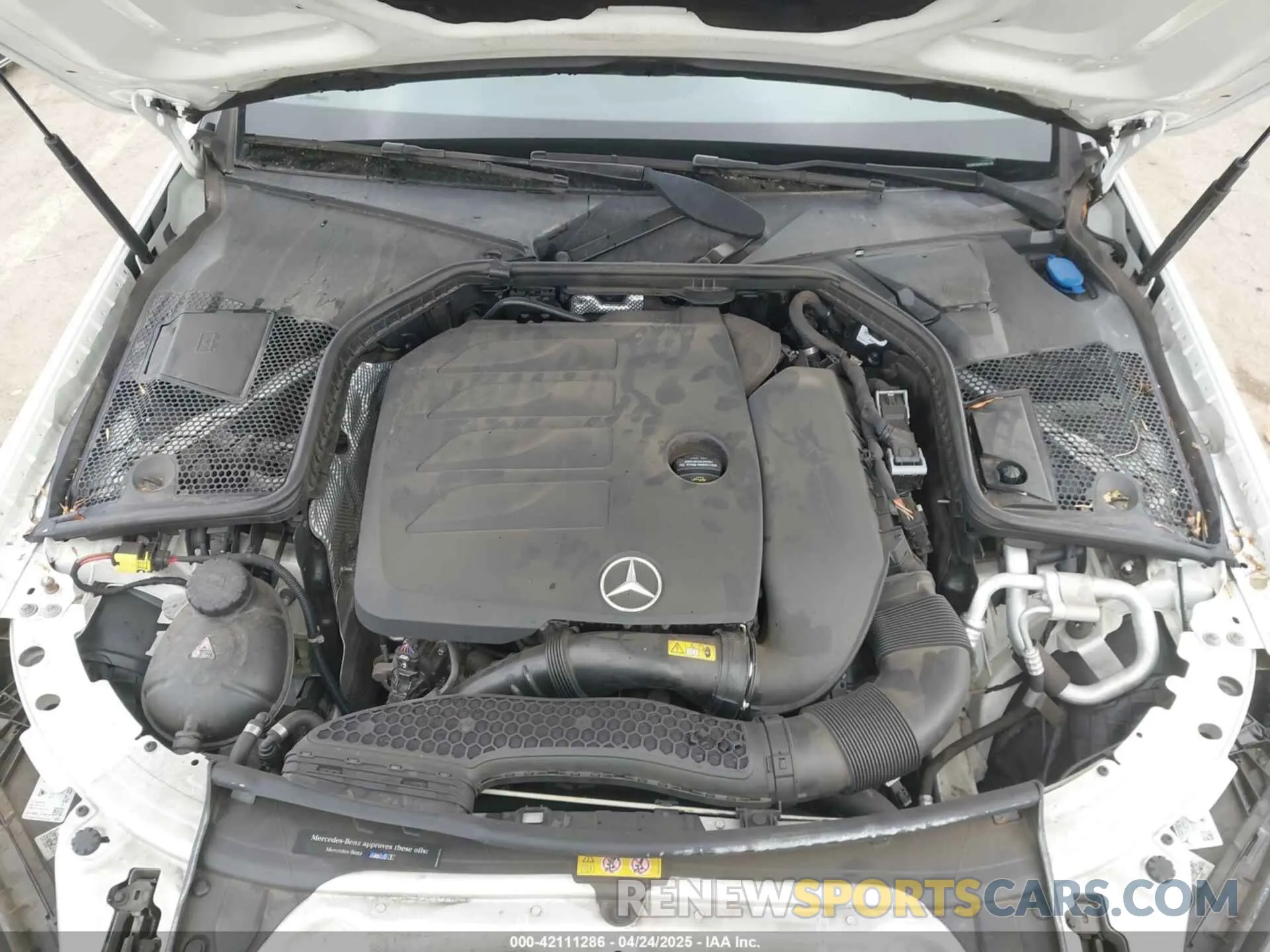 10 Photograph of a damaged car 55SWF8DBXKU305138 MERCEDES-BENZ C 300 2019