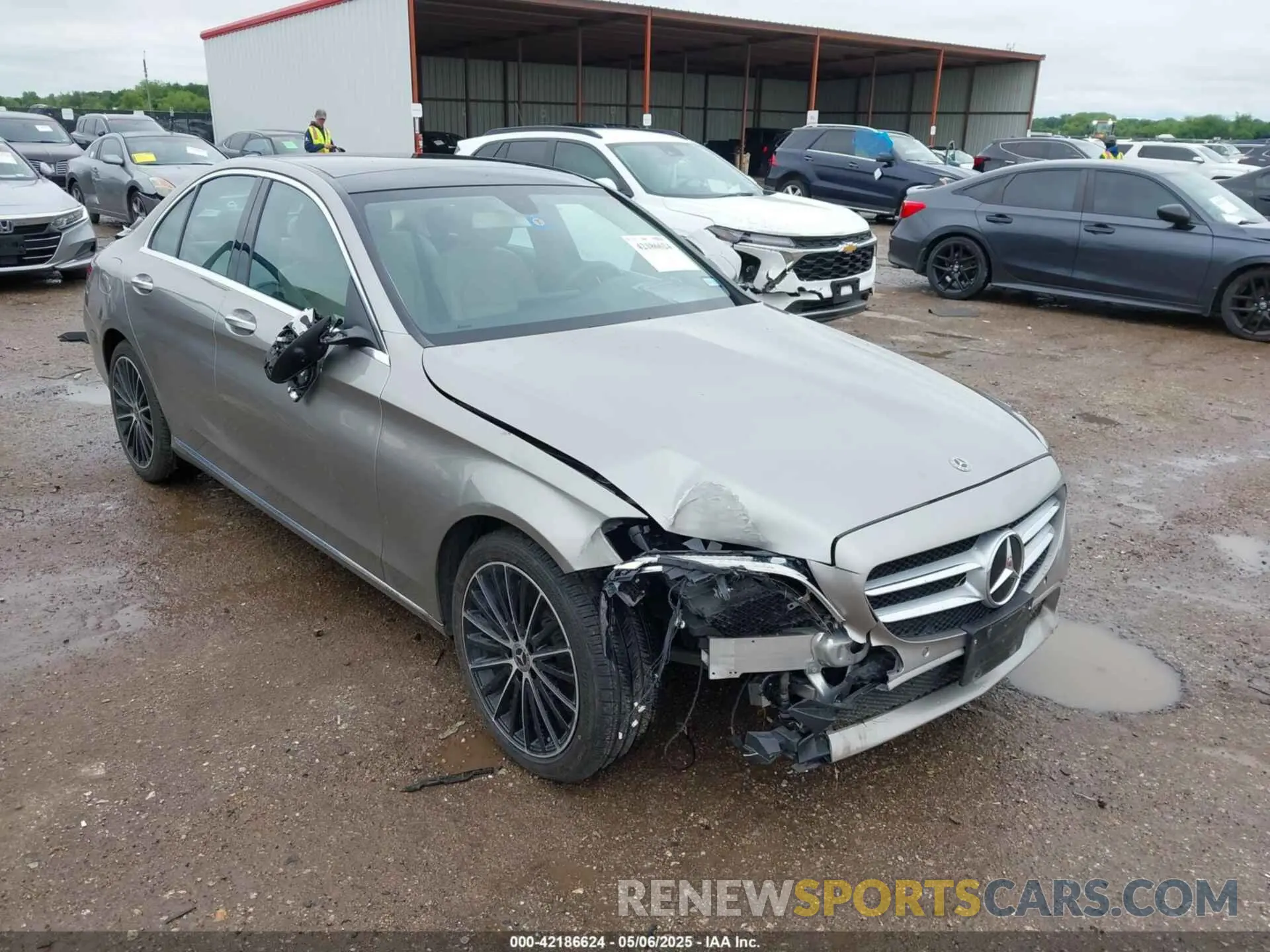 1 Photograph of a damaged car 55SWF8DBXKU315975 MERCEDES-BENZ C 300 2019