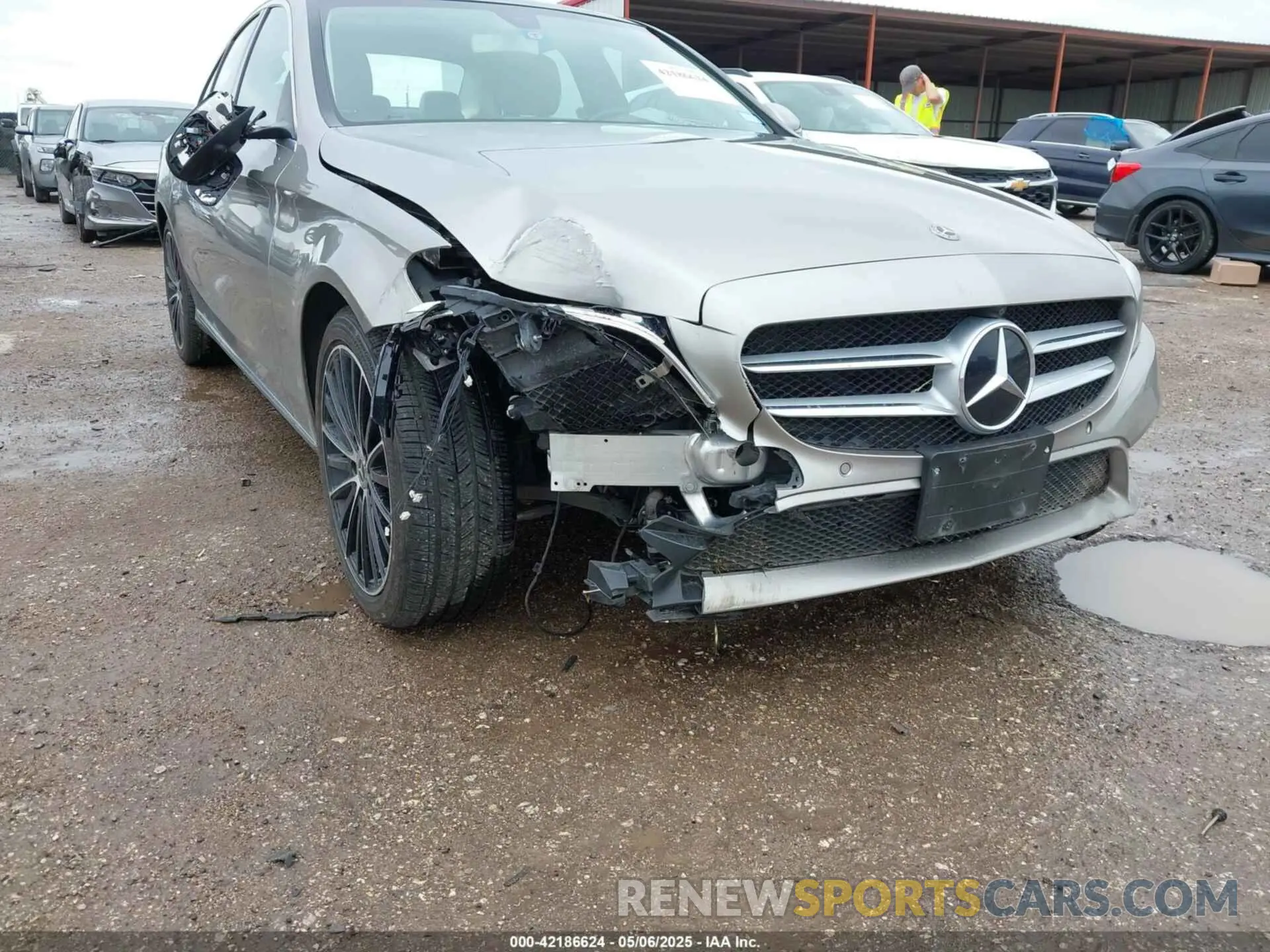6 Photograph of a damaged car 55SWF8DBXKU315975 MERCEDES-BENZ C 300 2019