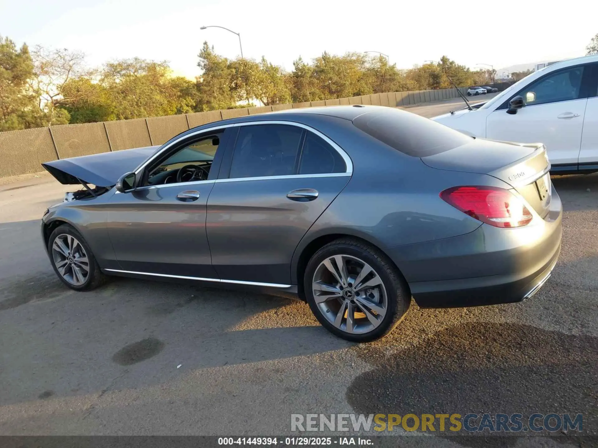 15 Photograph of a damaged car 55SWF8DBXKU318844 MERCEDES-BENZ C 300 2019