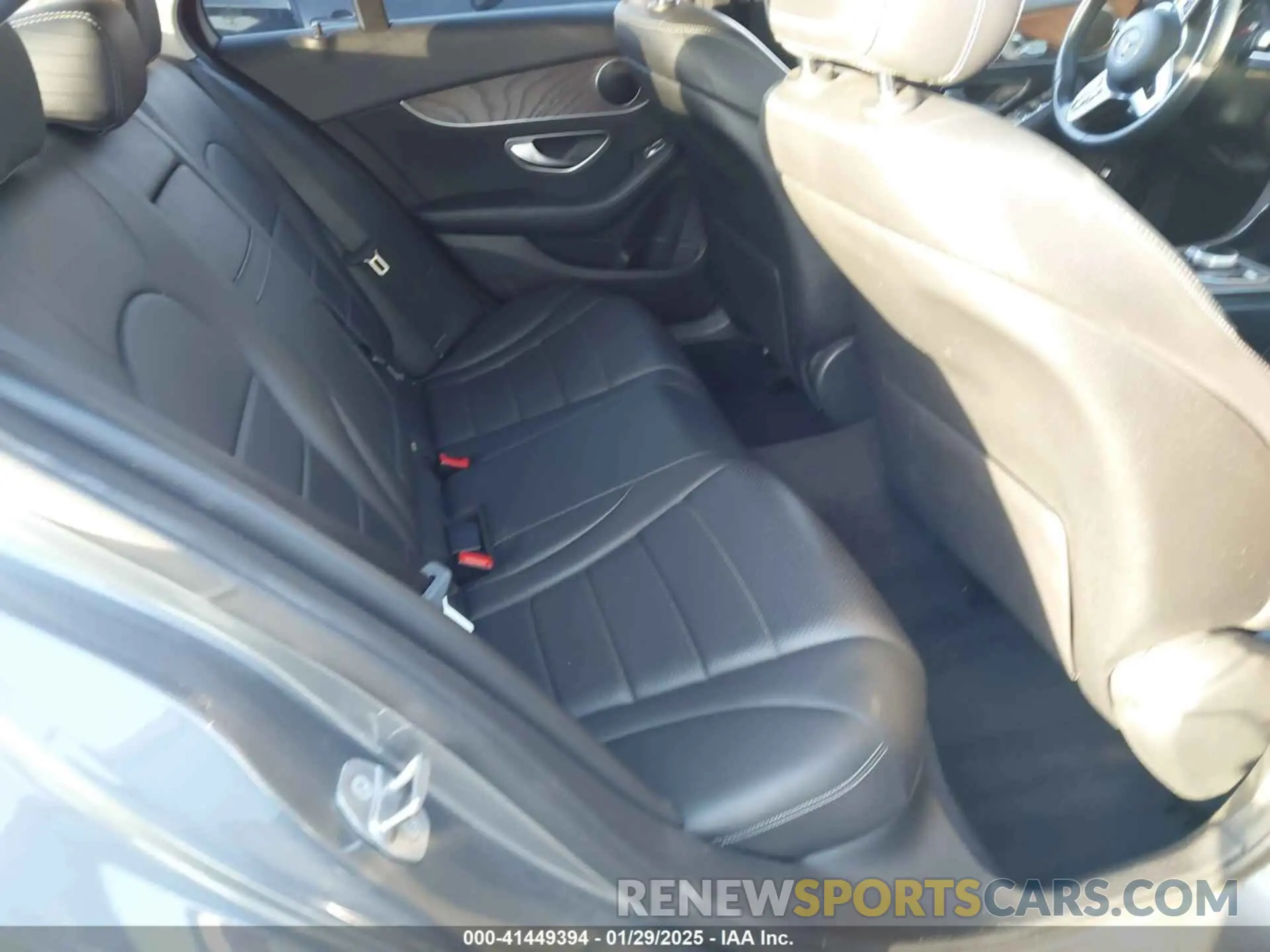 8 Photograph of a damaged car 55SWF8DBXKU318844 MERCEDES-BENZ C 300 2019