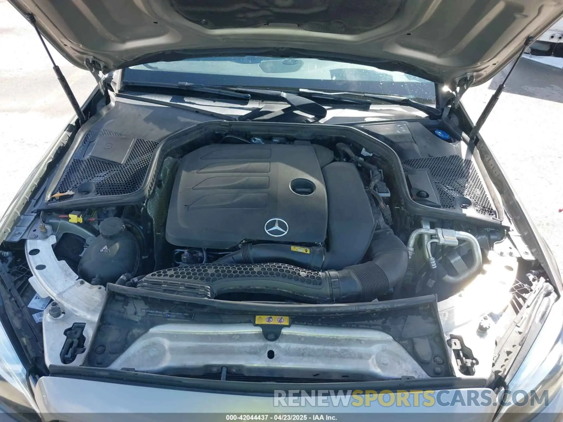 10 Photograph of a damaged car 55SWF8EB0KU314445 MERCEDES-BENZ C 300 2019