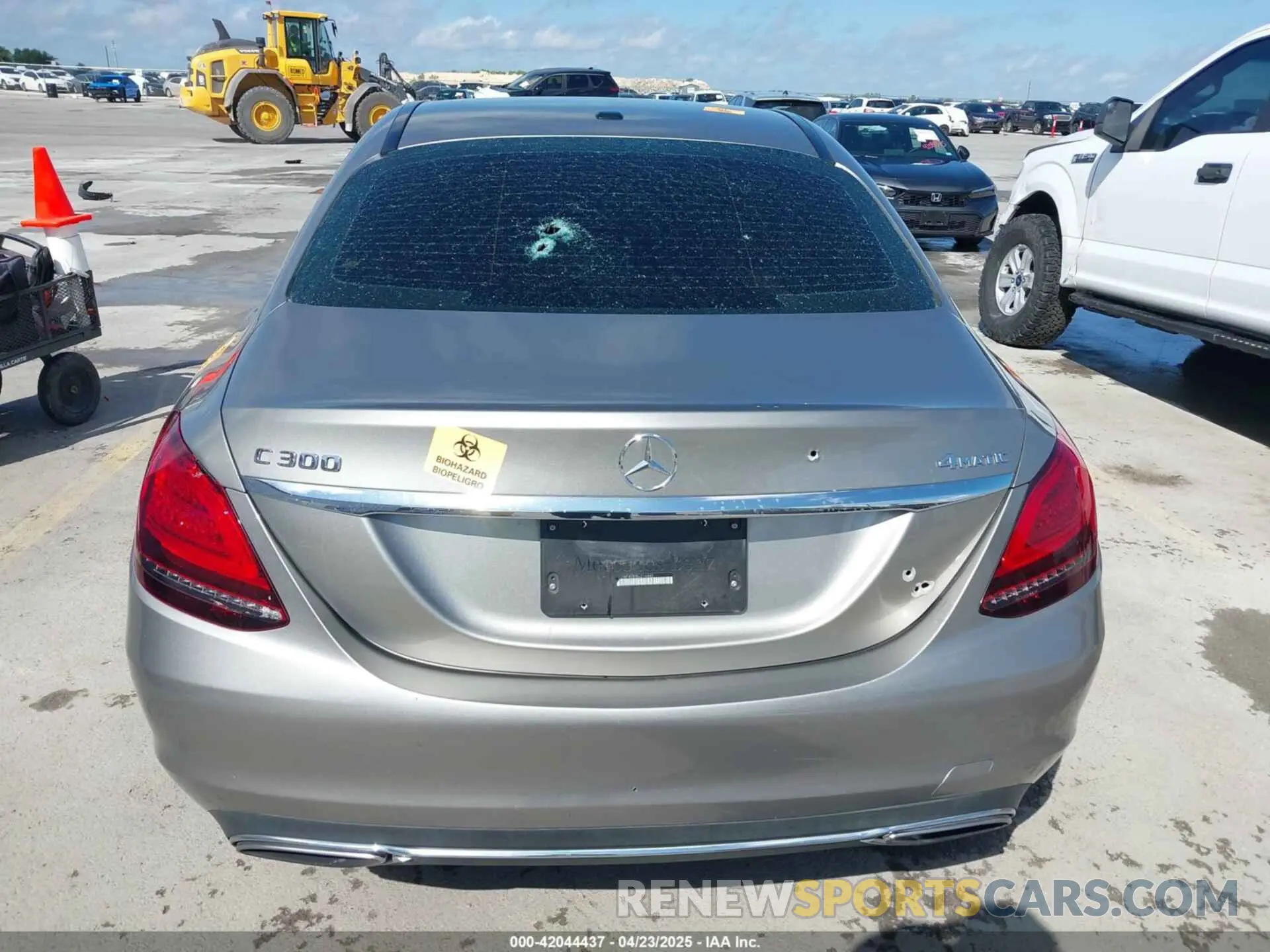 16 Photograph of a damaged car 55SWF8EB0KU314445 MERCEDES-BENZ C 300 2019
