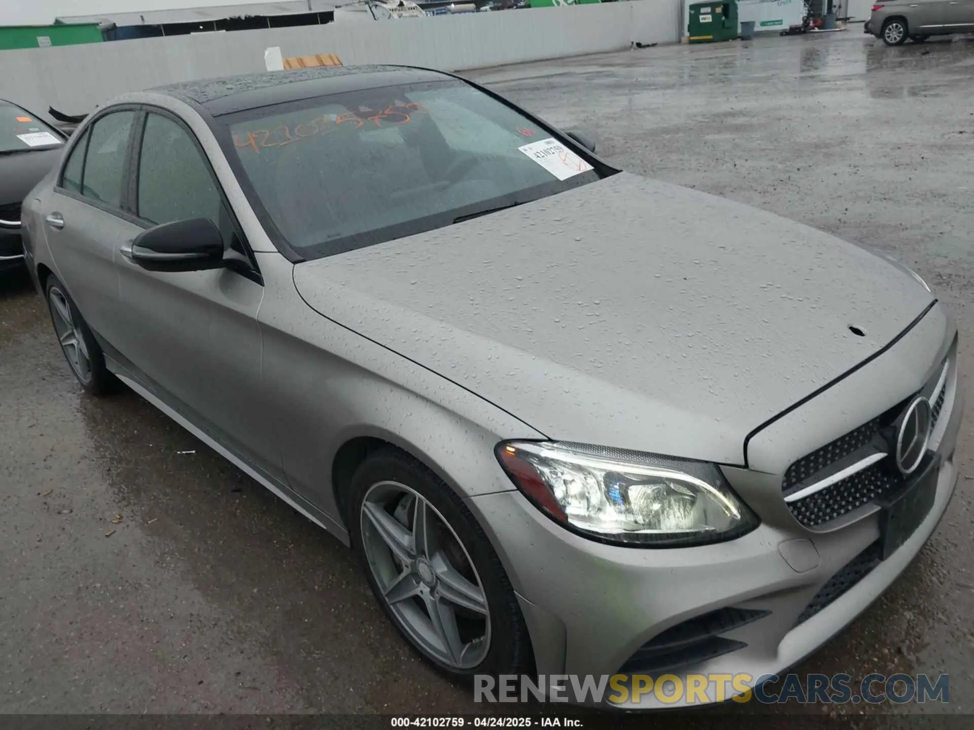 6 Photograph of a damaged car 55SWF8EB2KU283134 MERCEDES-BENZ C 300 2019