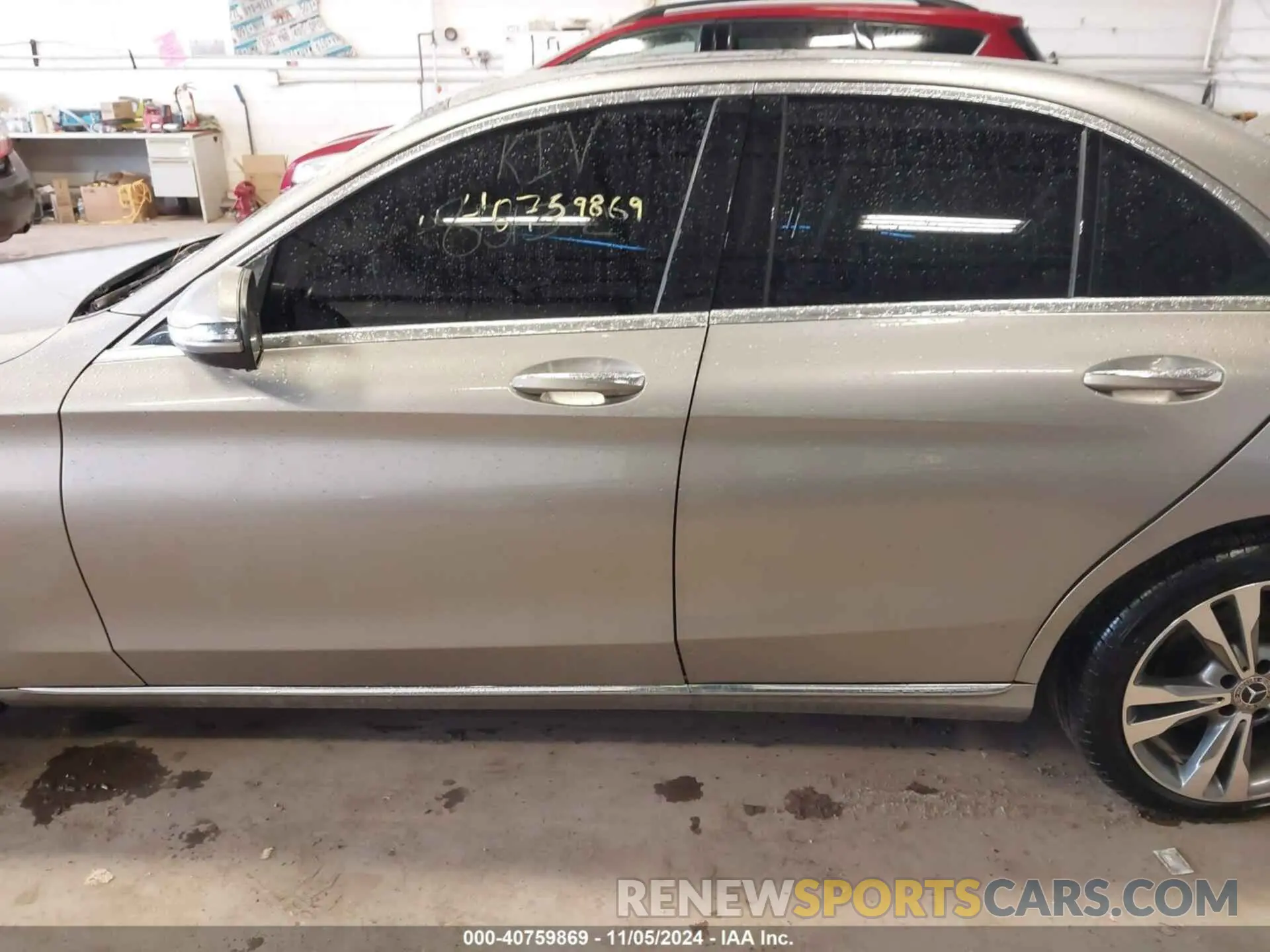 15 Photograph of a damaged car 55SWF8EB2KU293484 MERCEDES-BENZ C 300 2019