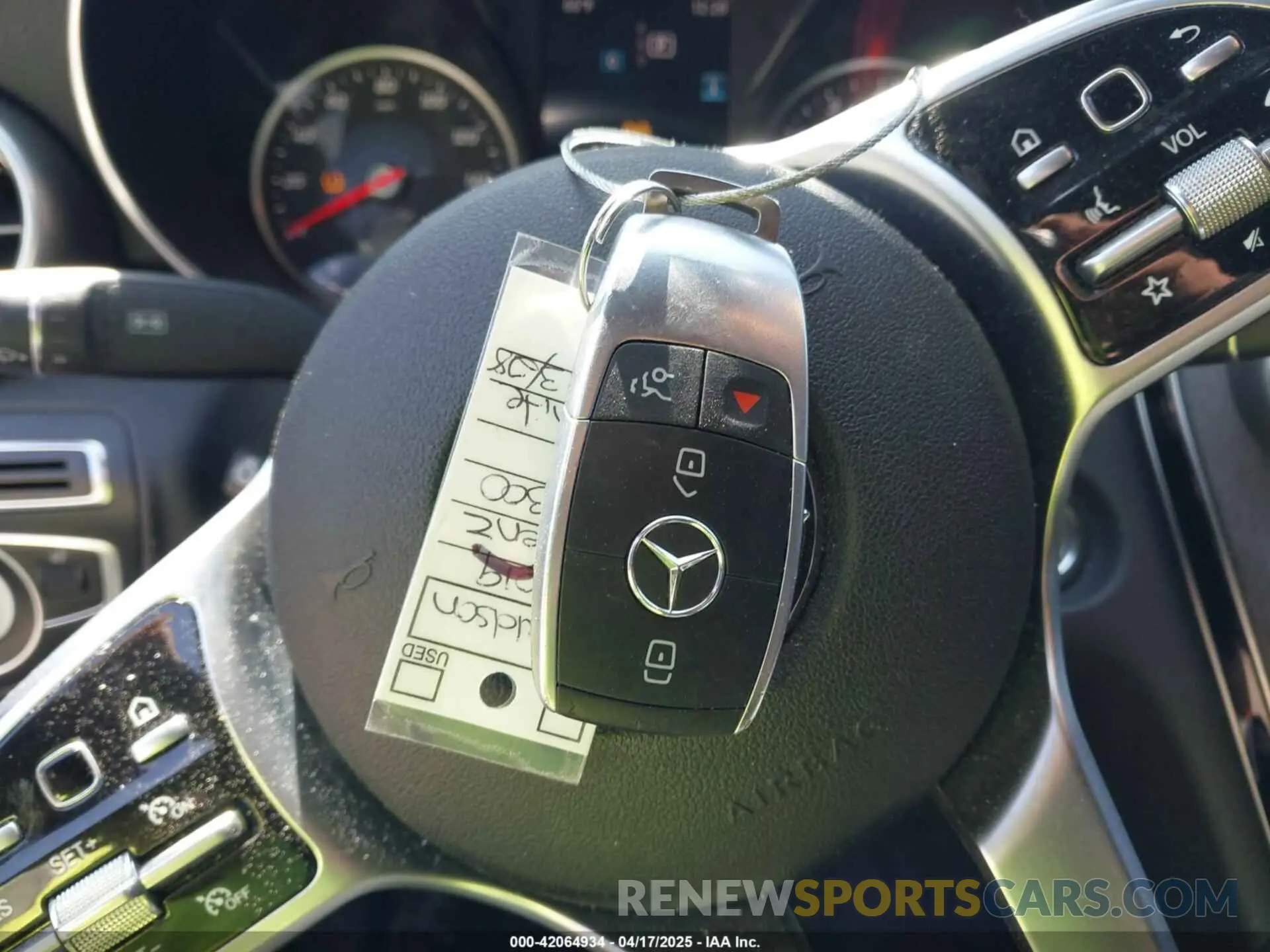 11 Photograph of a damaged car 55SWF8EB3KU297396 MERCEDES-BENZ C 300 2019