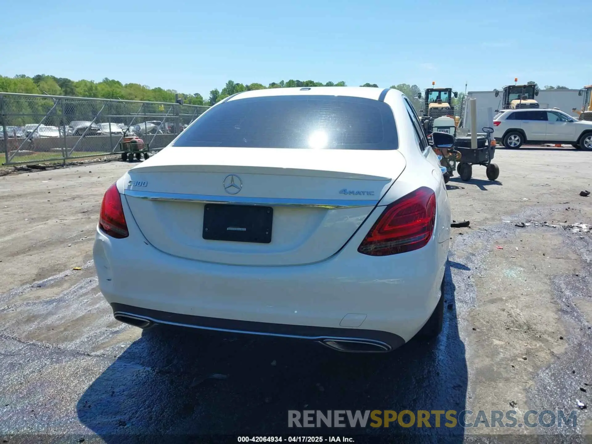 16 Photograph of a damaged car 55SWF8EB3KU297396 MERCEDES-BENZ C 300 2019