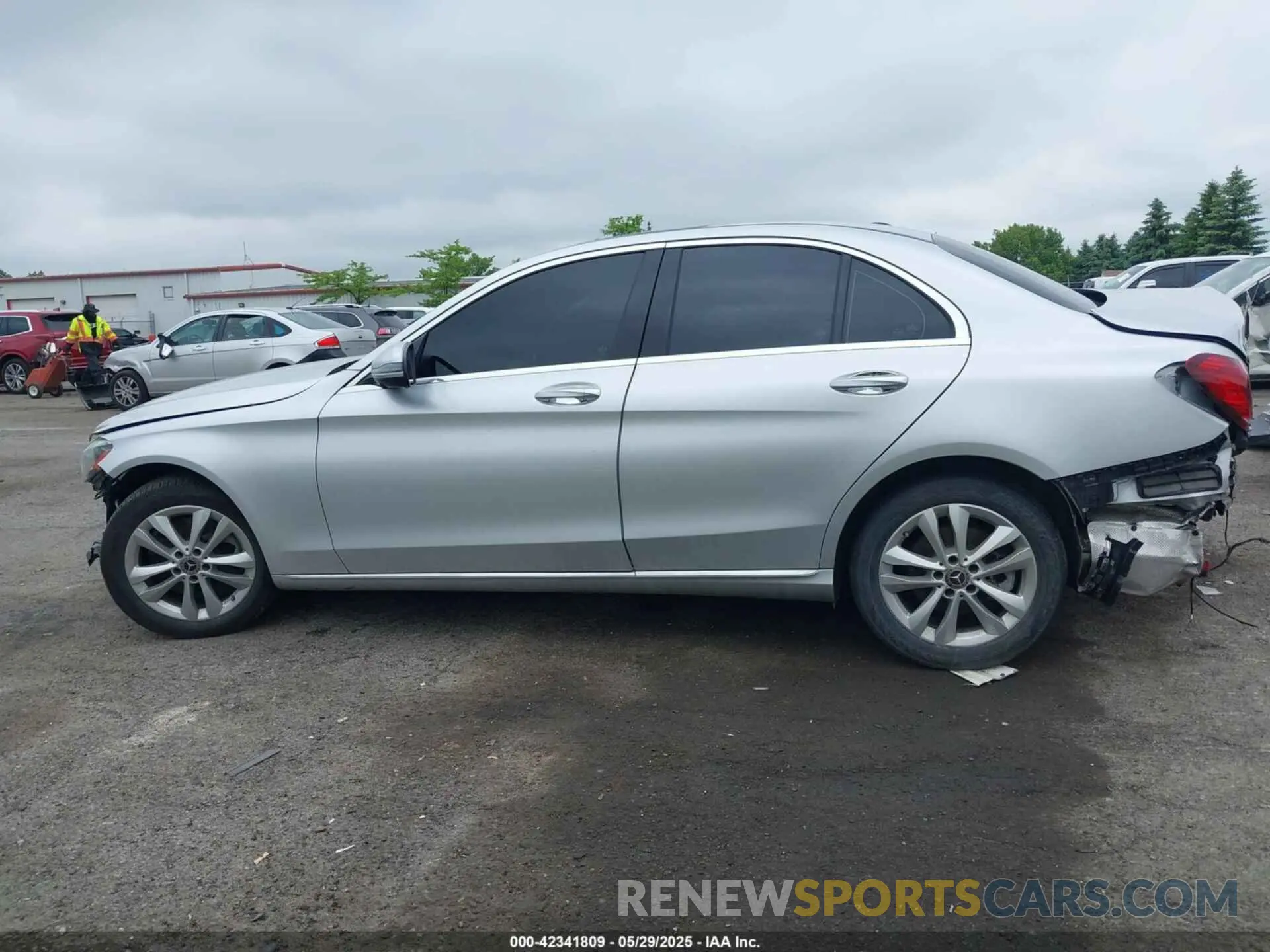 14 Photograph of a damaged car 55SWF8EB4KU313069 MERCEDES-BENZ C 300 2019