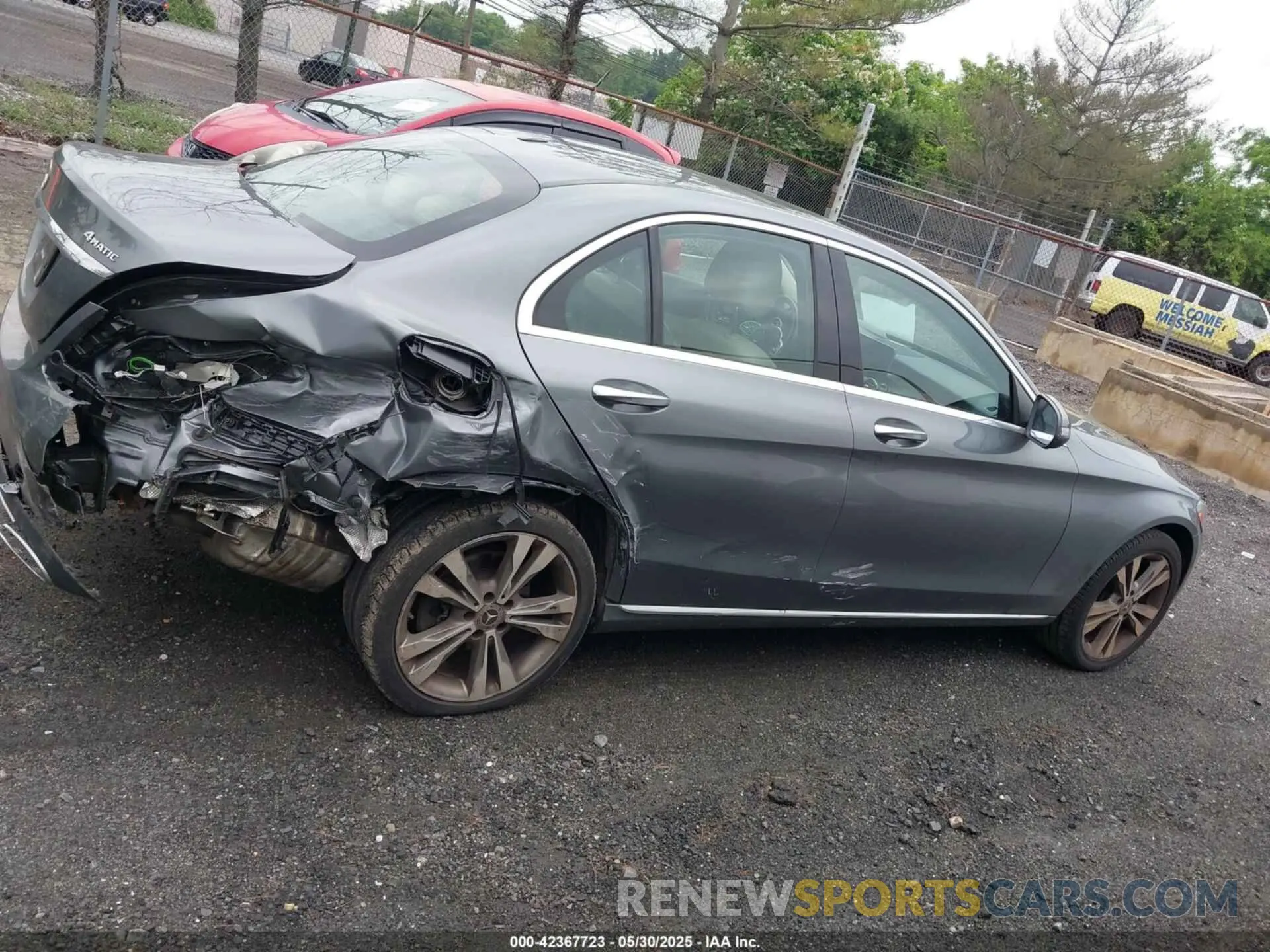 13 Photograph of a damaged car 55SWF8EB5KU300556 MERCEDES-BENZ C 300 2019