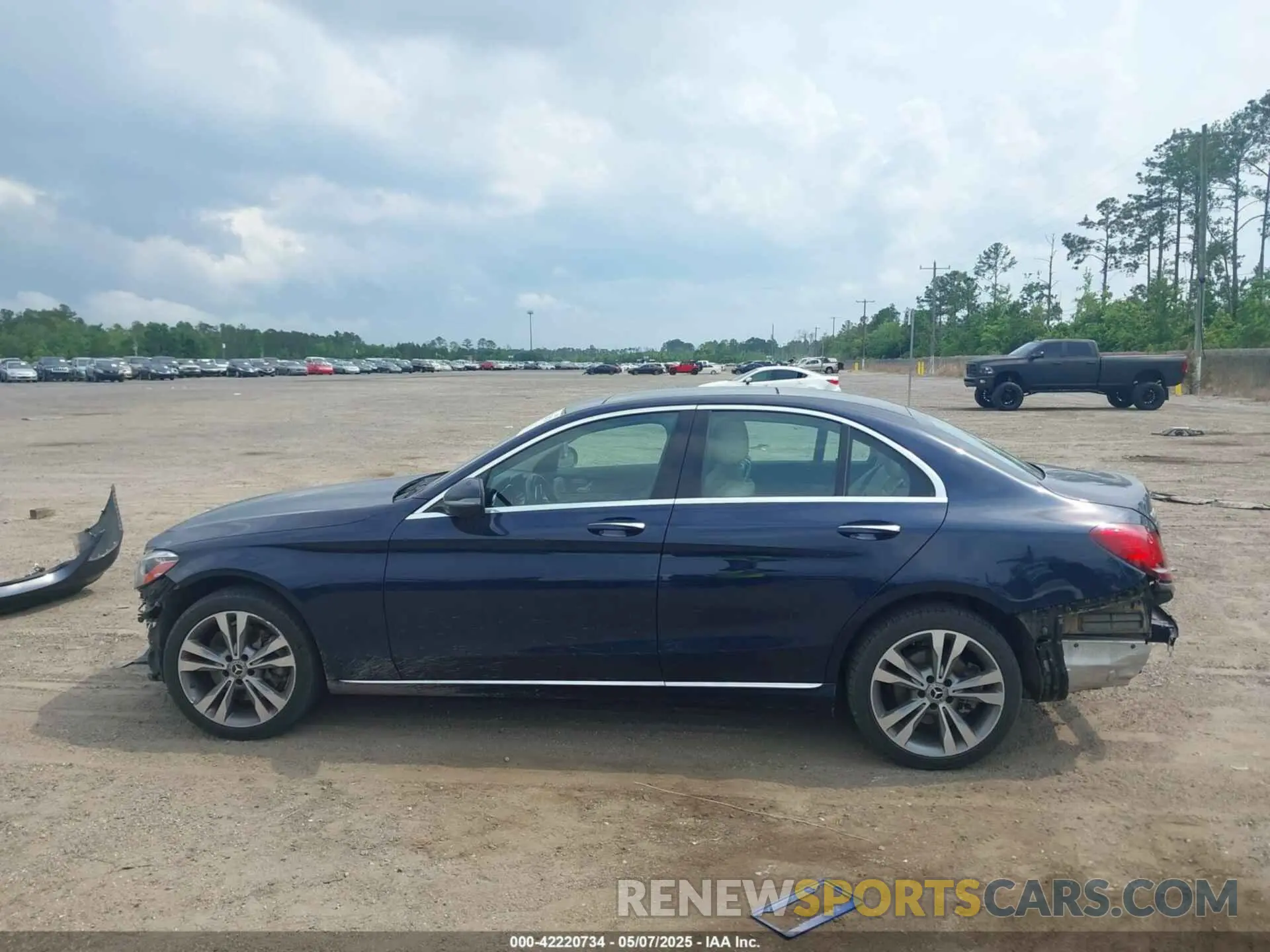 14 Photograph of a damaged car 55SWF8EB6KU305586 MERCEDES-BENZ C 300 2019