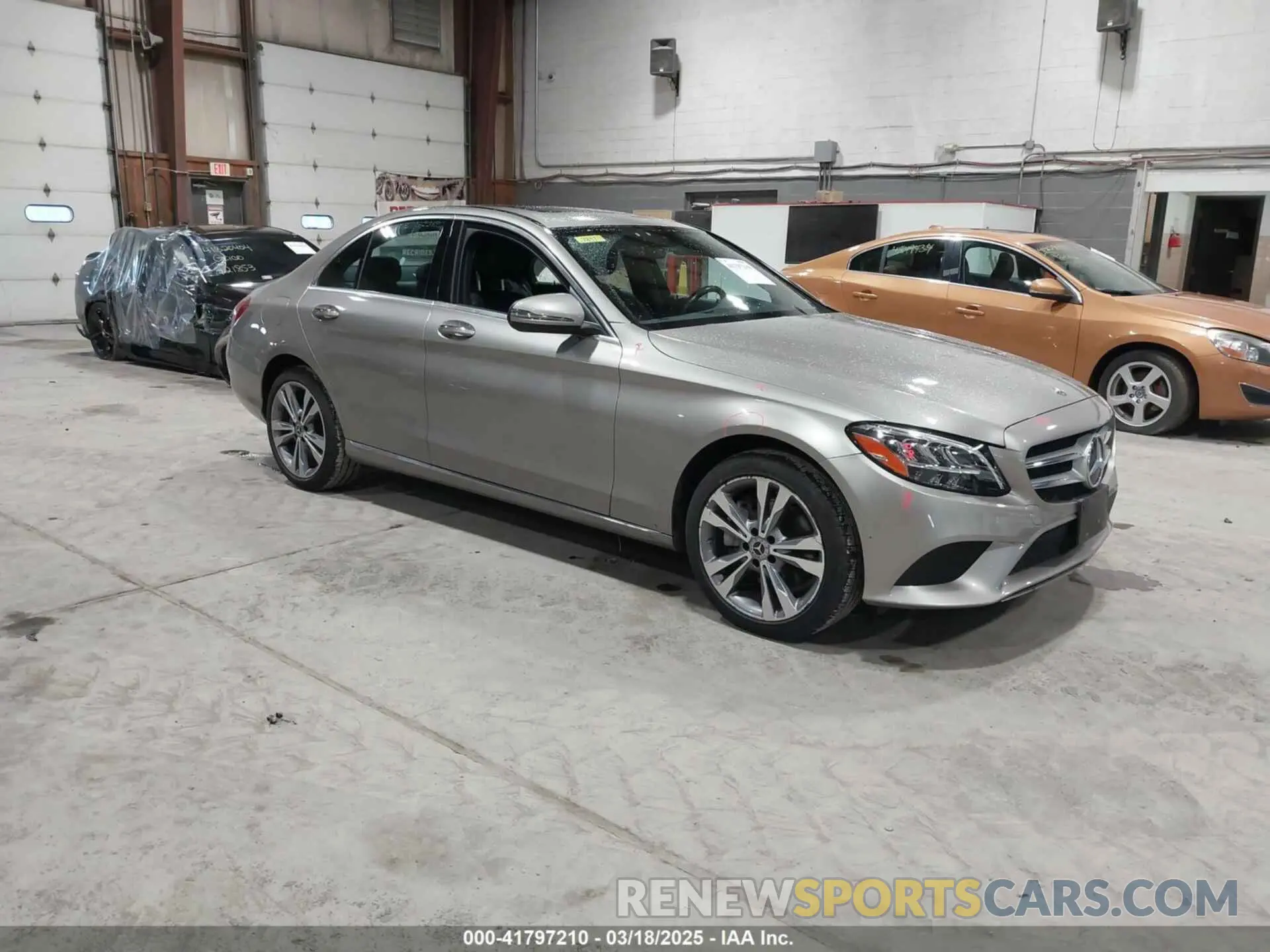 1 Photograph of a damaged car 55SWF8EB6KU321044 MERCEDES-BENZ C 300 2019