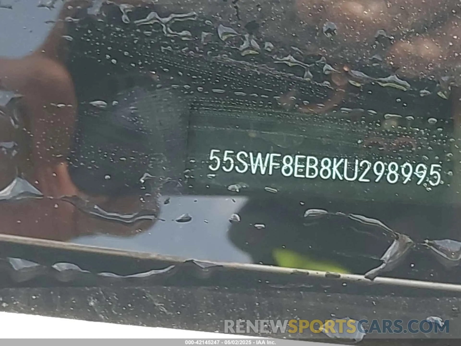 17 Photograph of a damaged car 55SWF8EB8KU298995 MERCEDES-BENZ C 300 2019