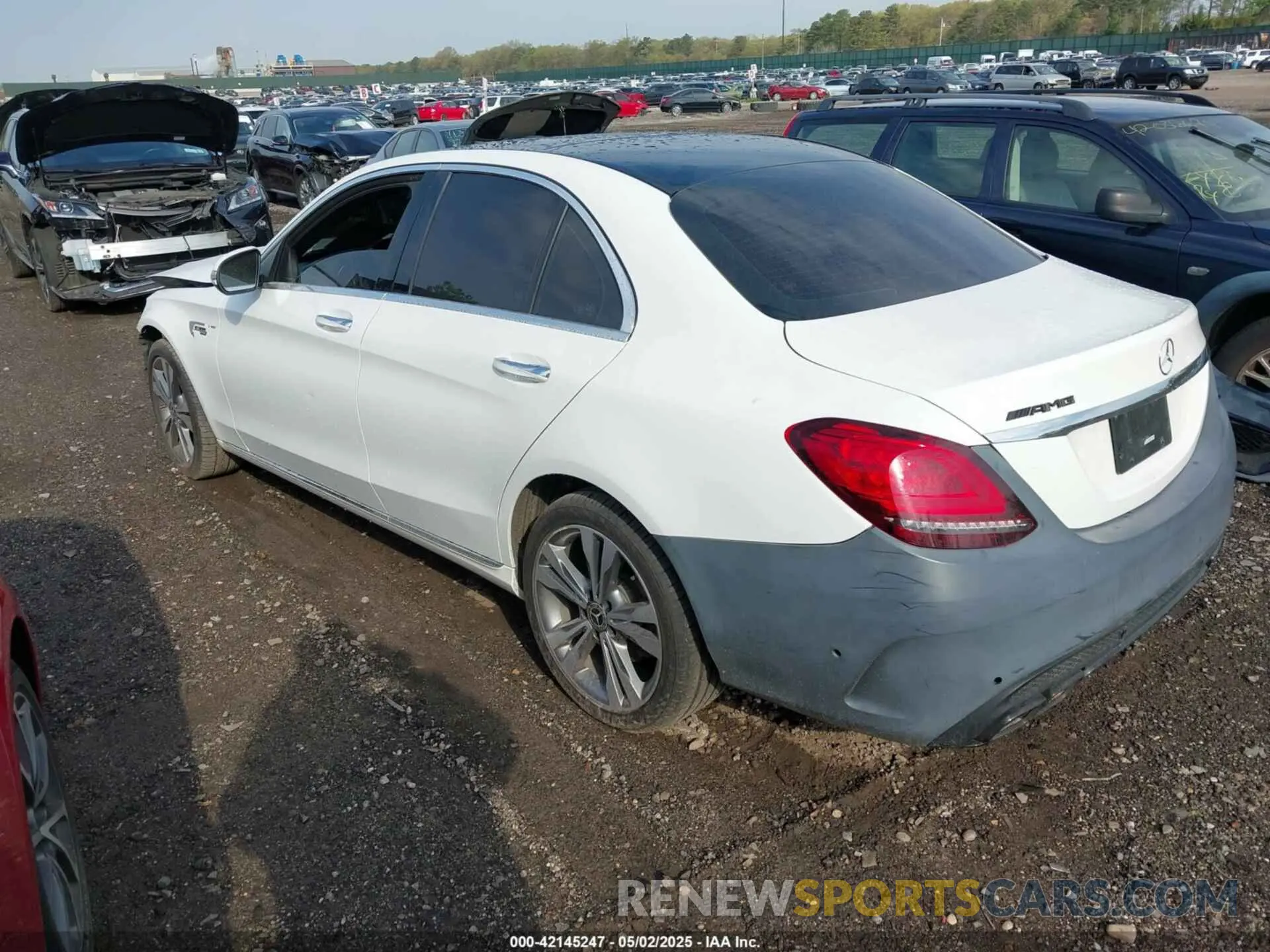3 Photograph of a damaged car 55SWF8EB8KU298995 MERCEDES-BENZ C 300 2019