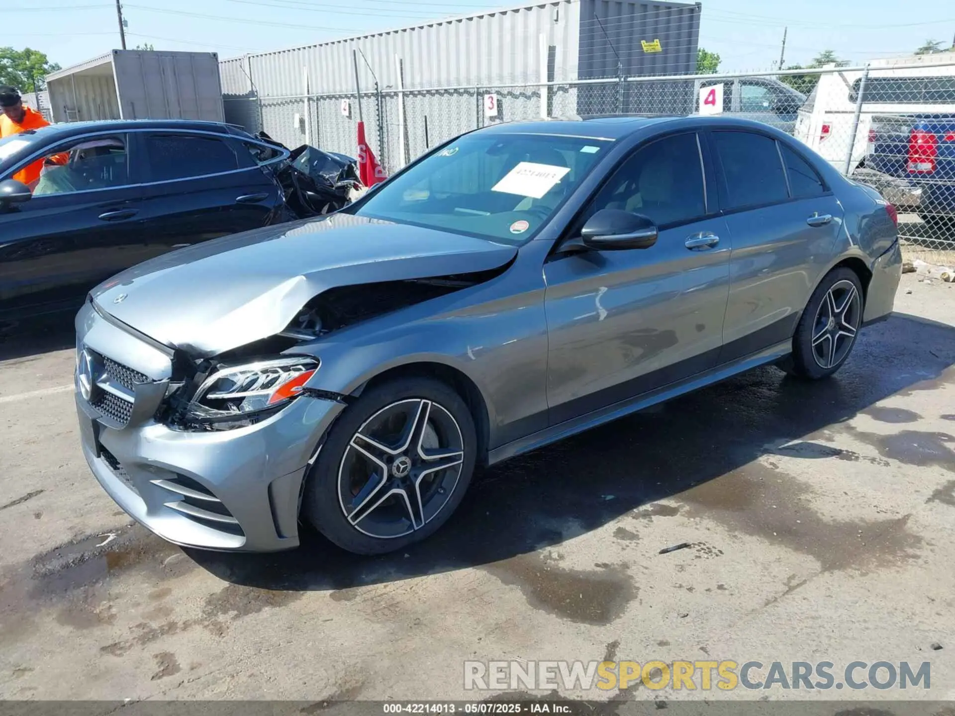 2 Photograph of a damaged car 55SWF8EB8KU308344 MERCEDES-BENZ C 300 2019