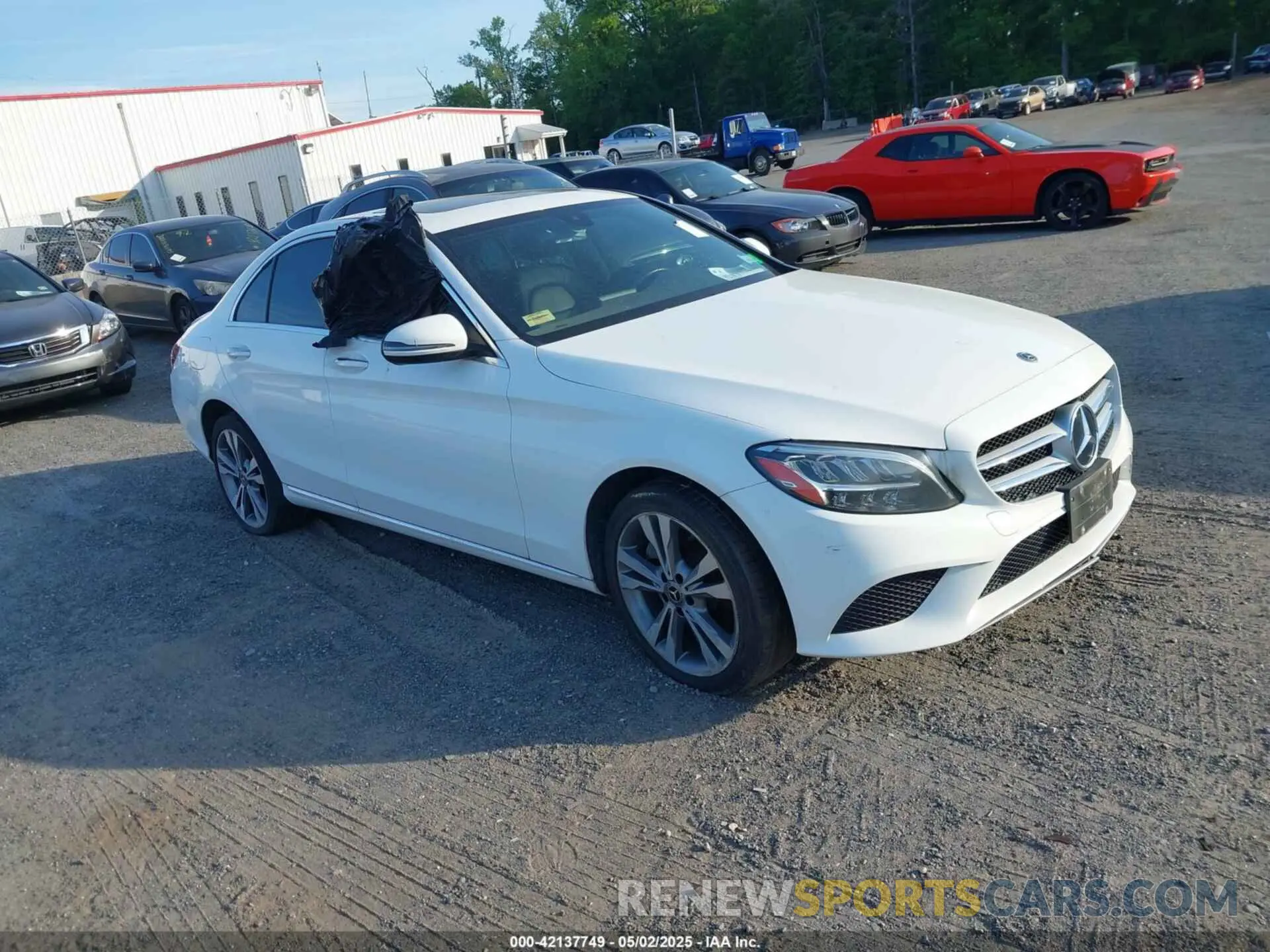 1 Photograph of a damaged car 55SWF8EB9KU296768 MERCEDES-BENZ C 300 2019