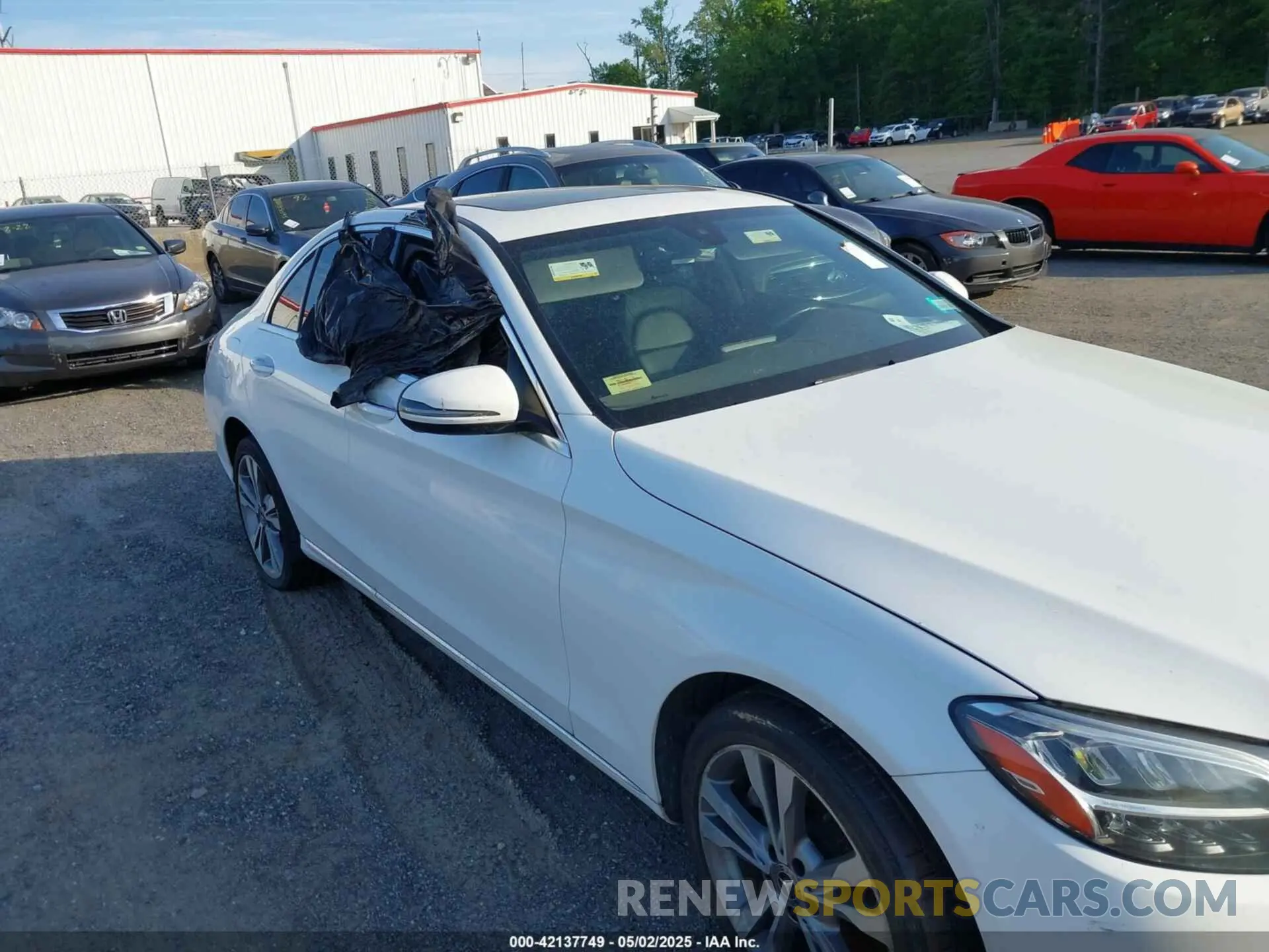6 Photograph of a damaged car 55SWF8EB9KU296768 MERCEDES-BENZ C 300 2019
